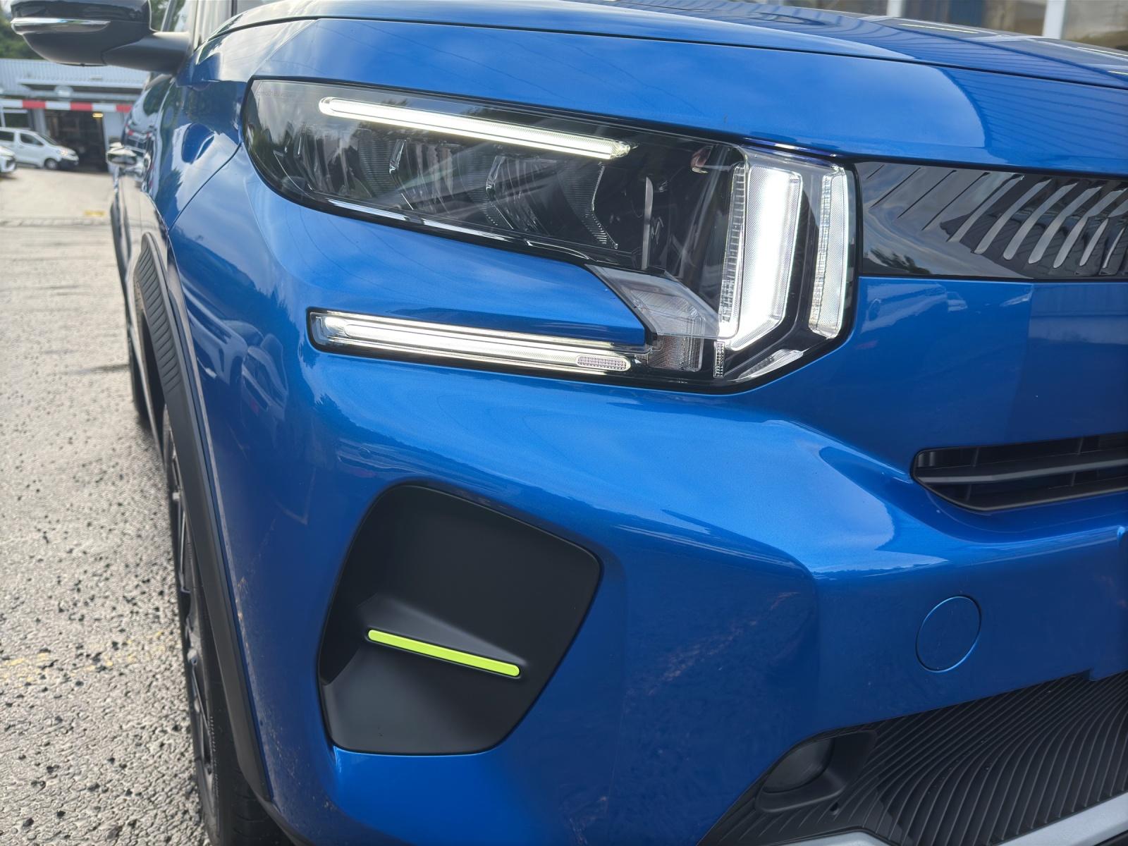 CITROEN C3 1.2 Hybrid 110 Edition Tricolore-image-24