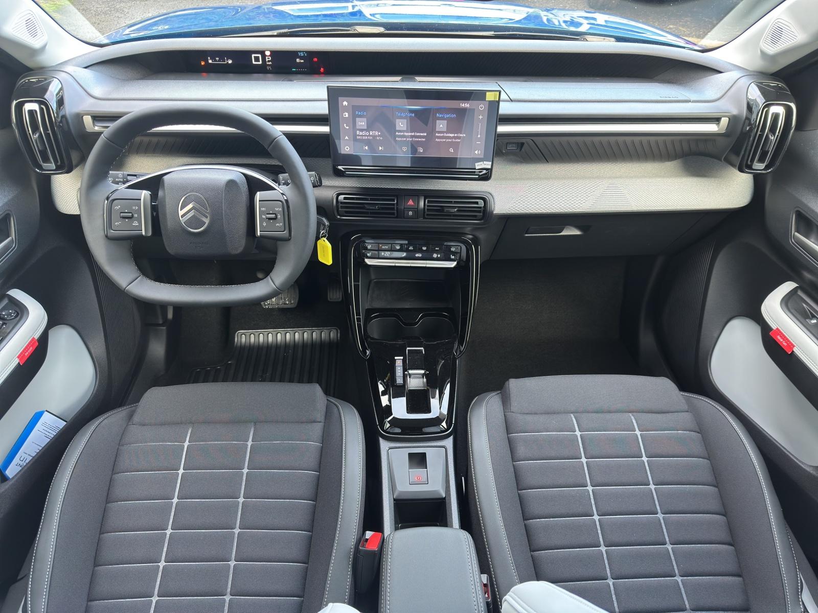 CITROEN C3 1.2 Hybrid 110 Edition Tricolore-image-16