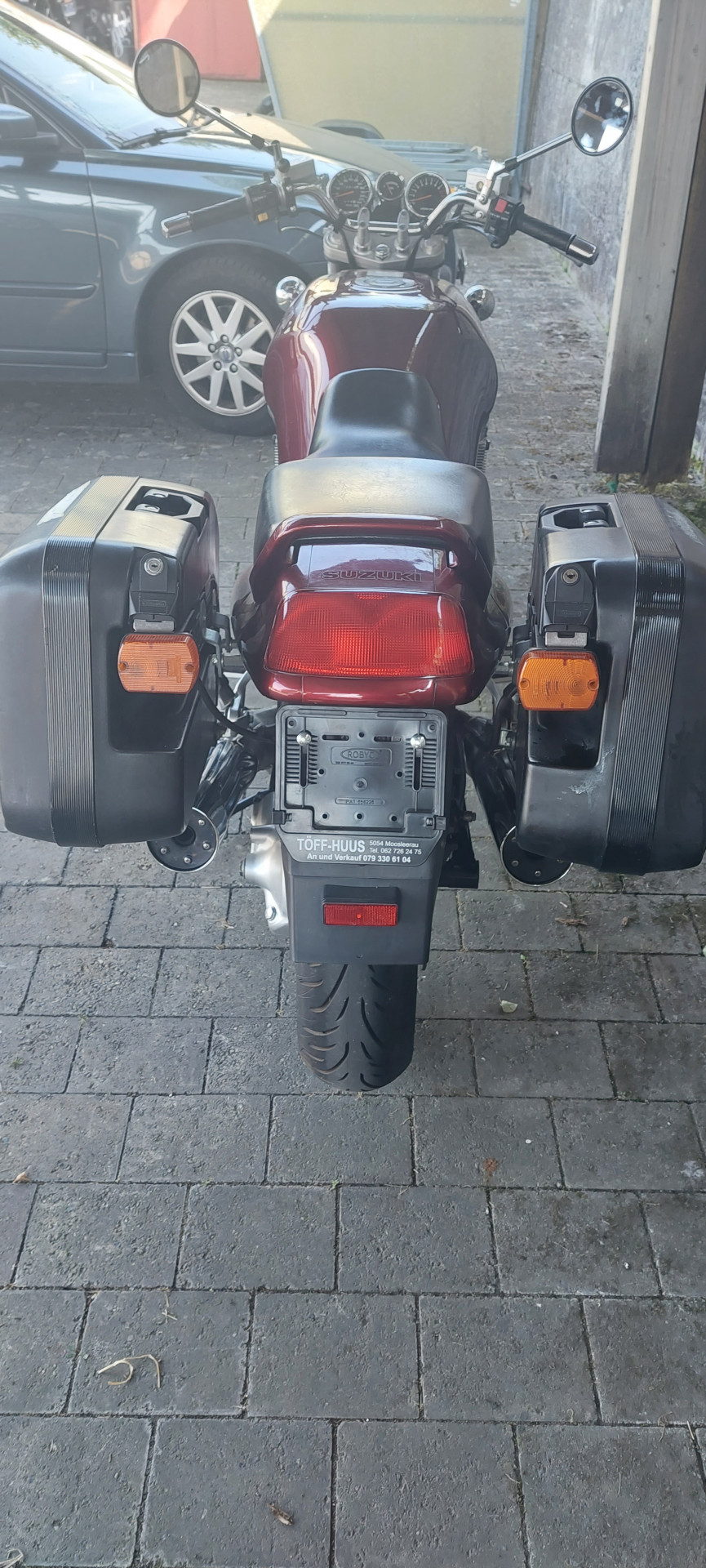 SUZUKI GSX 1100 G-showroom-element-3