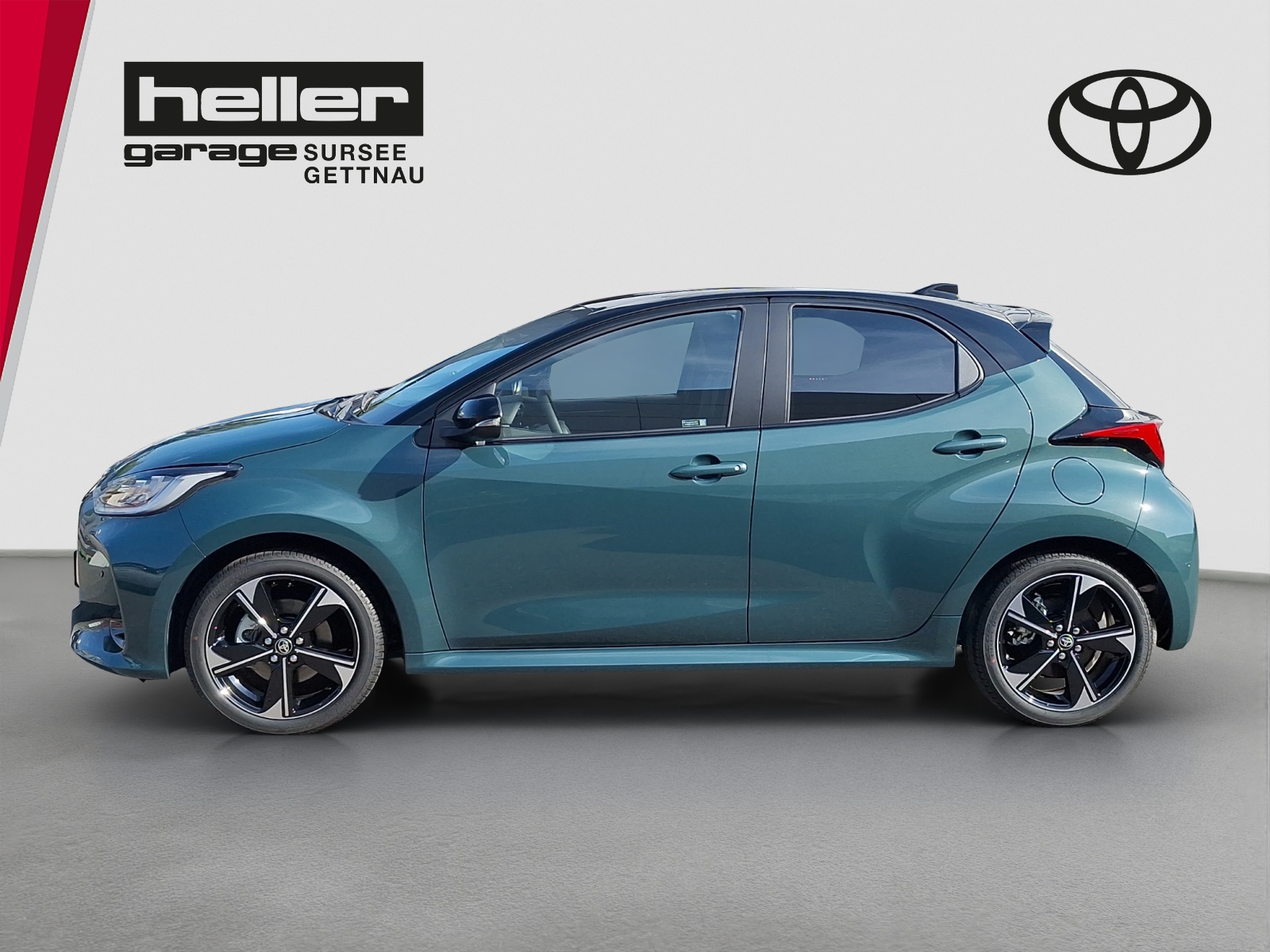 TOYOTA Yaris 1.5 VVT-i HSD Premium-image-1