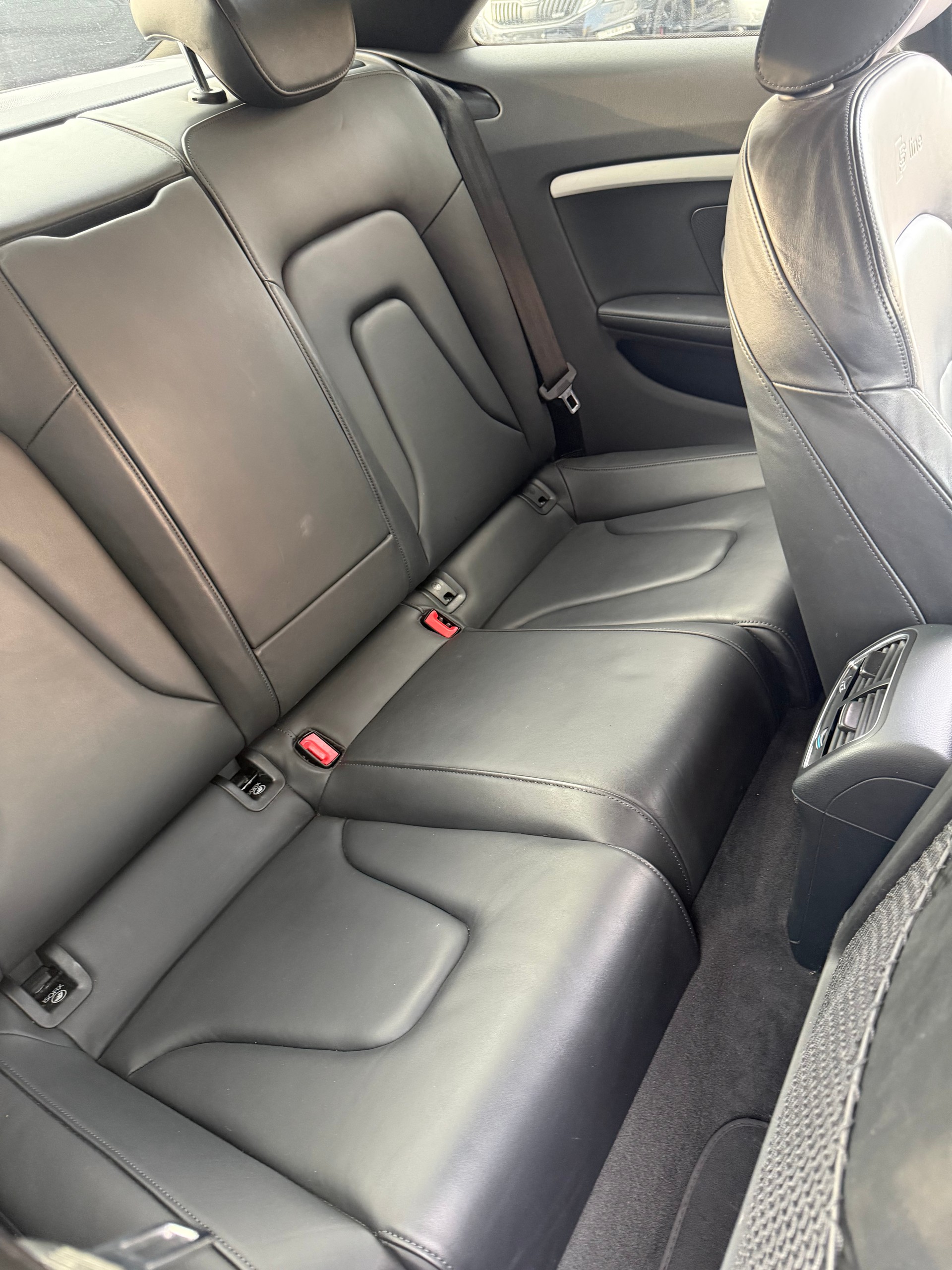 BMW 320i Touring Modern Line Steptronic-image-3