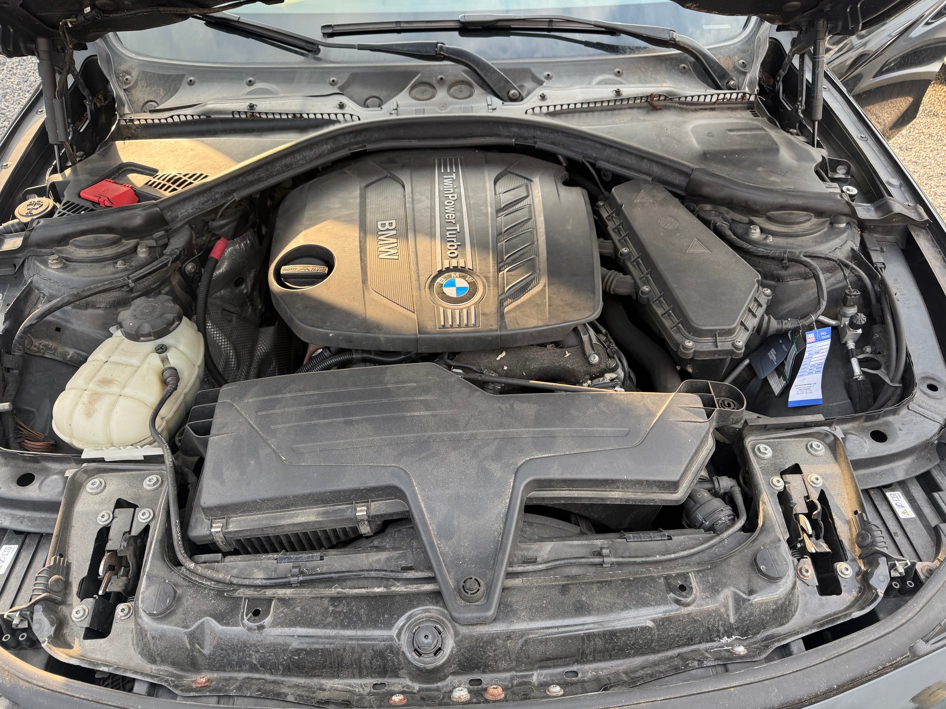 BMW 320i Touring Modern Line Steptronic-image-1