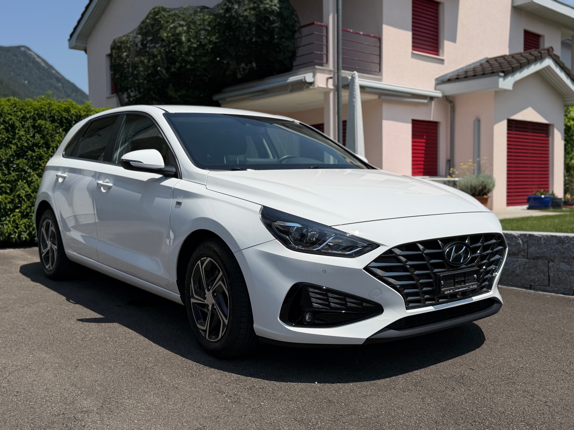 HYUNDAI 1.5 T-GDi Amplia-image-0