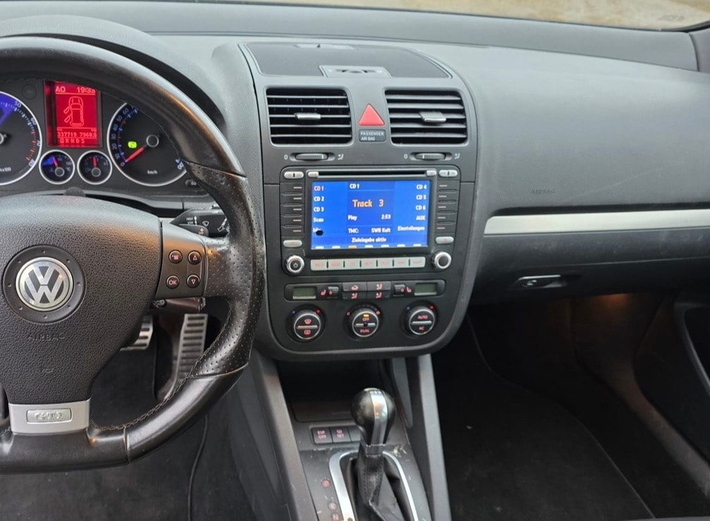VW Golf 2.0 TFSI GTI-image-4