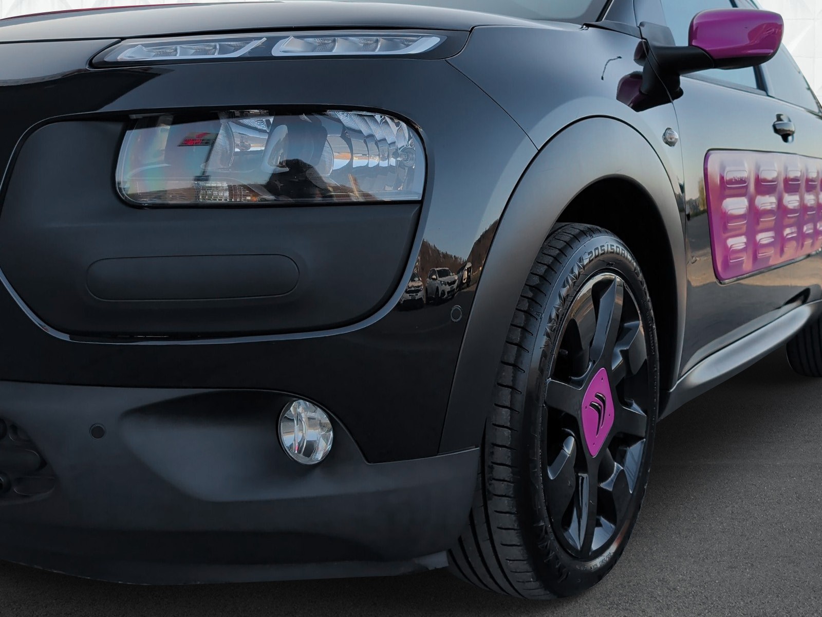 CITROEN C4 Cactus 1.2 e-THP Shine-image-6