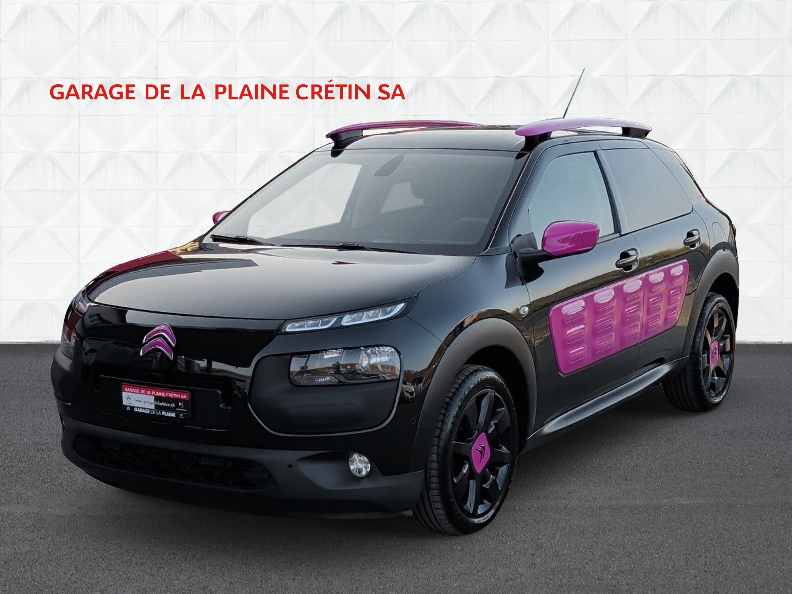 CITROEN C4 Cactus 1.2 e-THP Shine-image-0