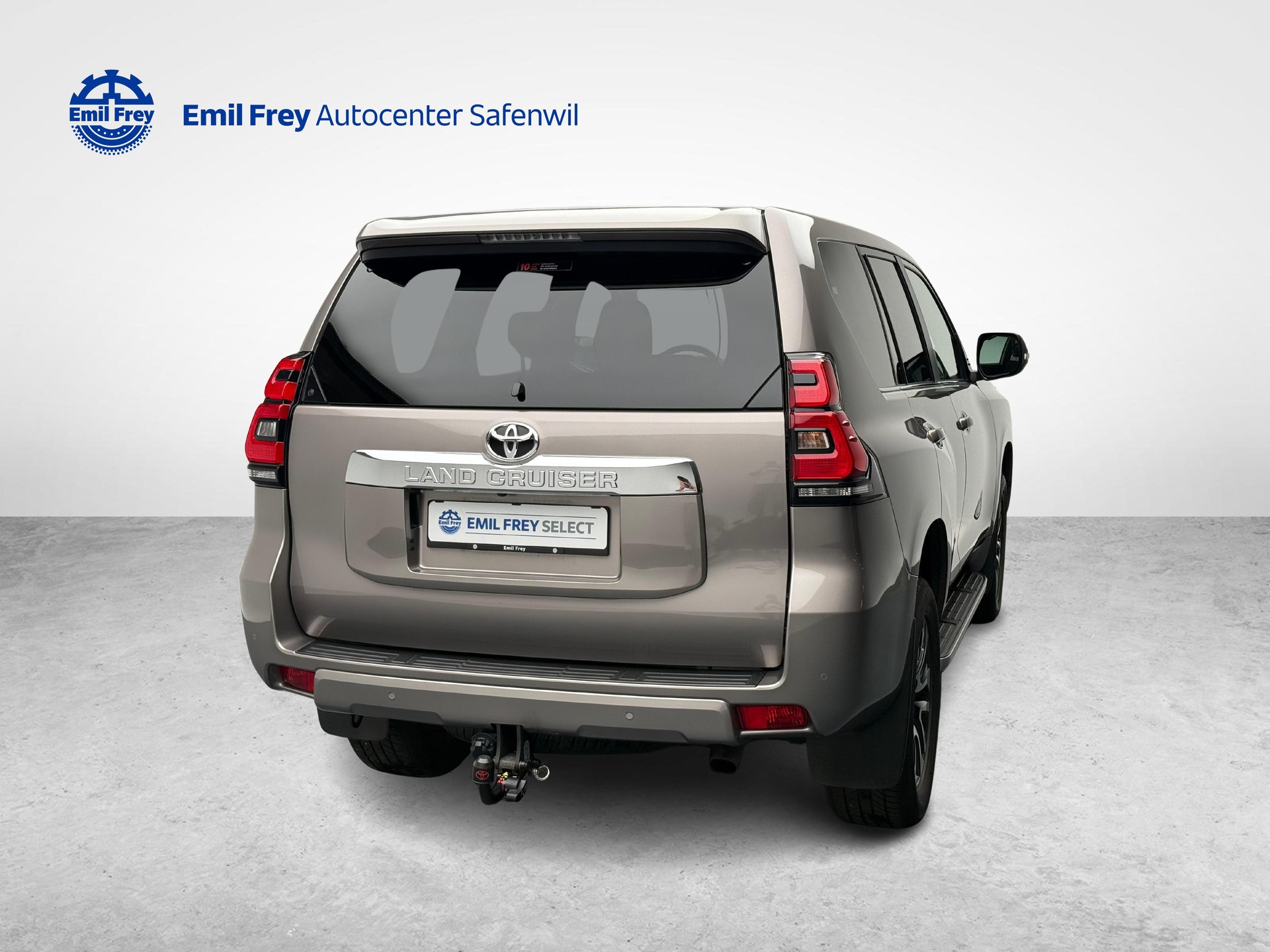 TOYOTA Land Cruiser 2.8 D 204 Style-image-4