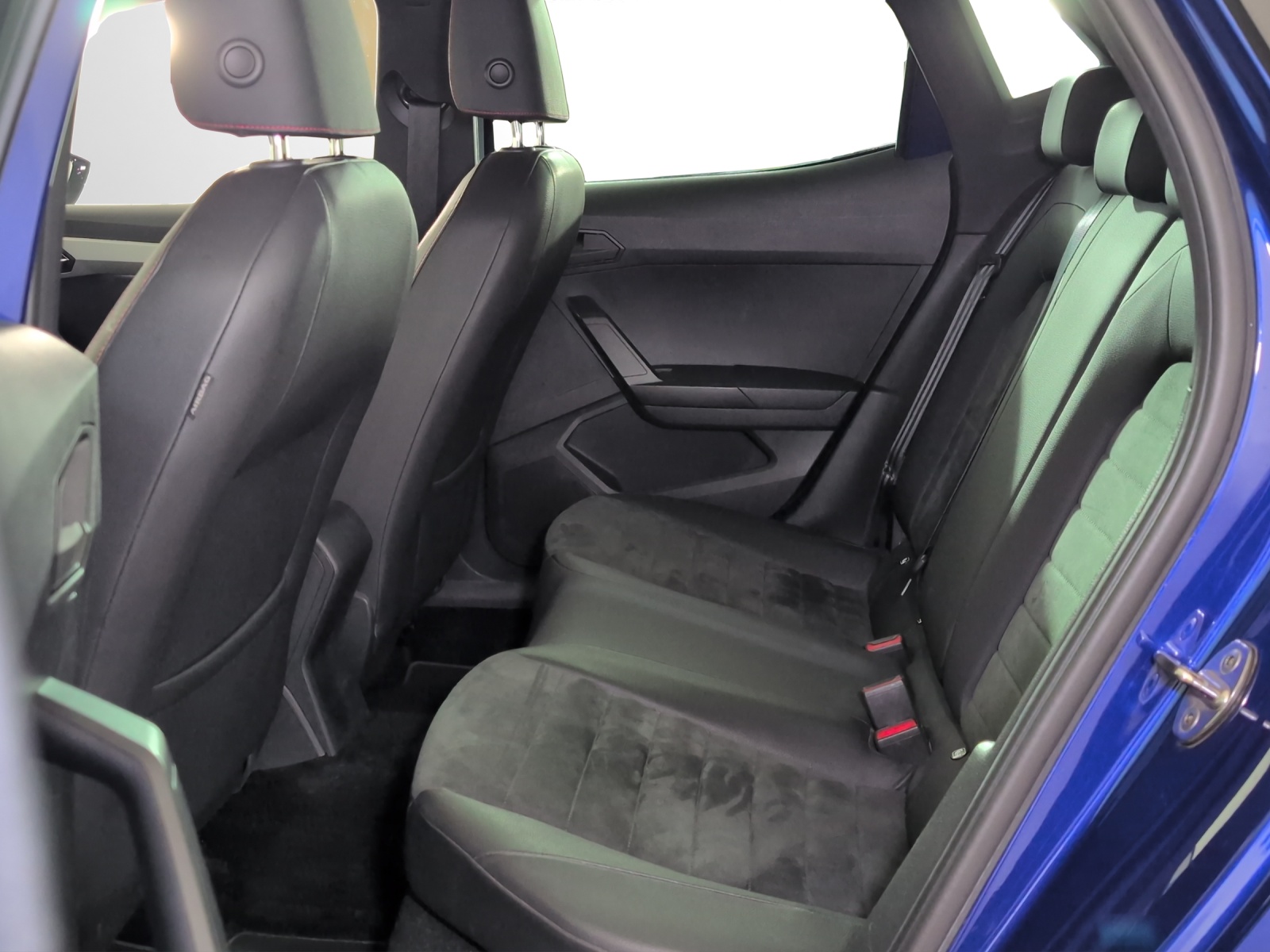 SEAT Ibiza 1.0 EcoTSI FR DSG-image-7
