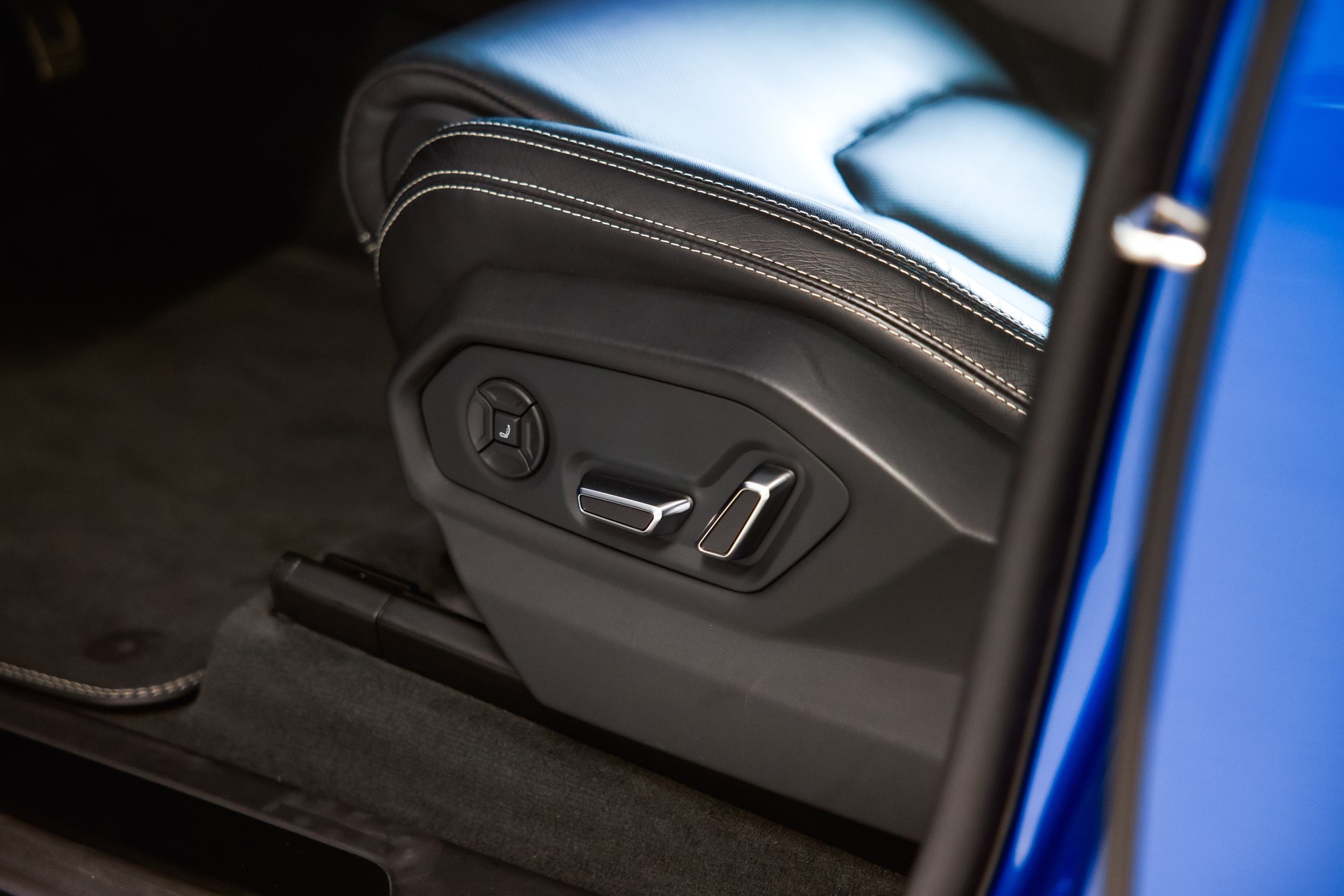LAMBORGHINI Urus S E-Gear-image-21