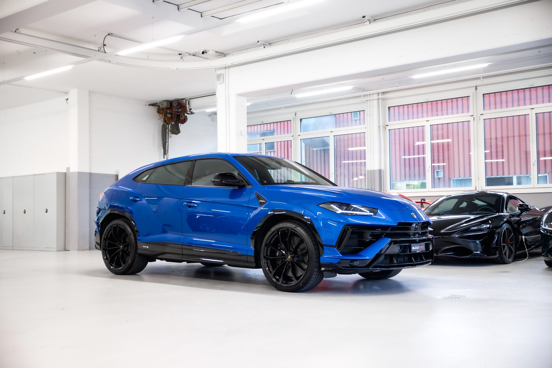 LAMBORGHINI Urus S E-Gear-image-0