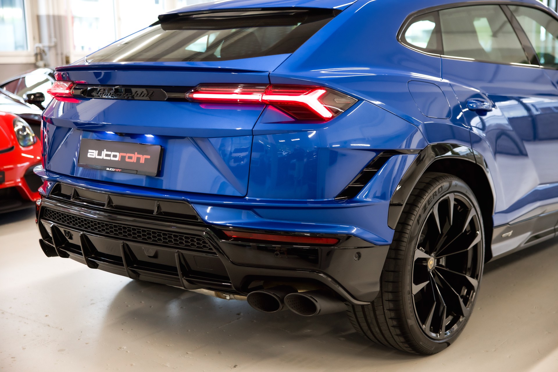 LAMBORGHINI Urus S E-Gear-image-12