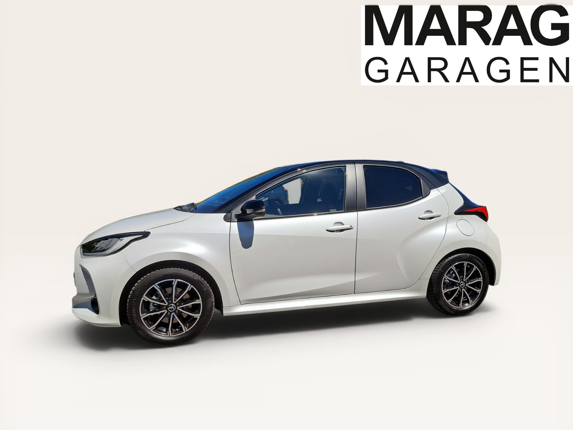 TOYOTA Yaris Cross 1.5 GR Sport e-CVT-image-9