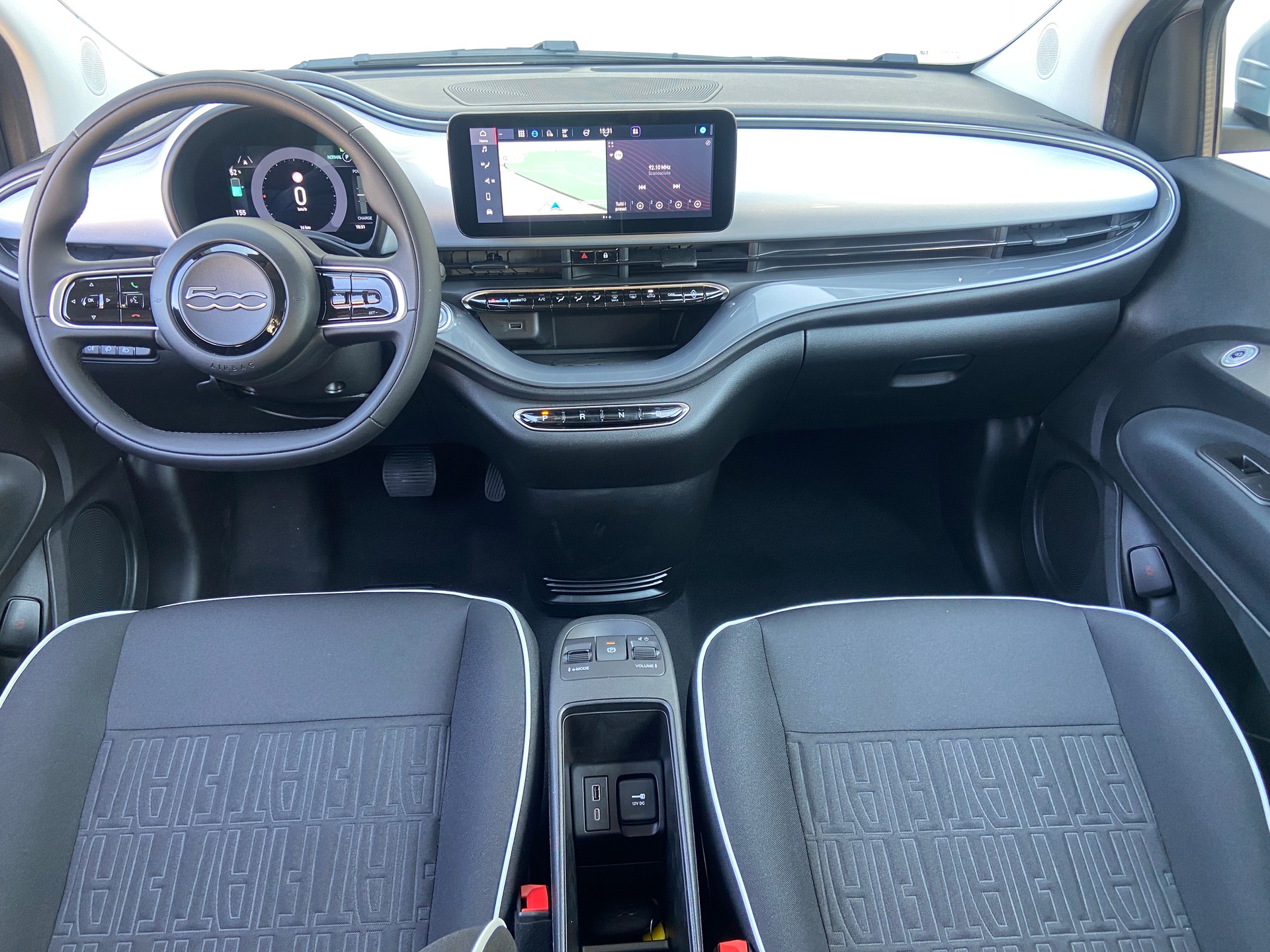 FIAT 500 electric 87kW Vita-image-3