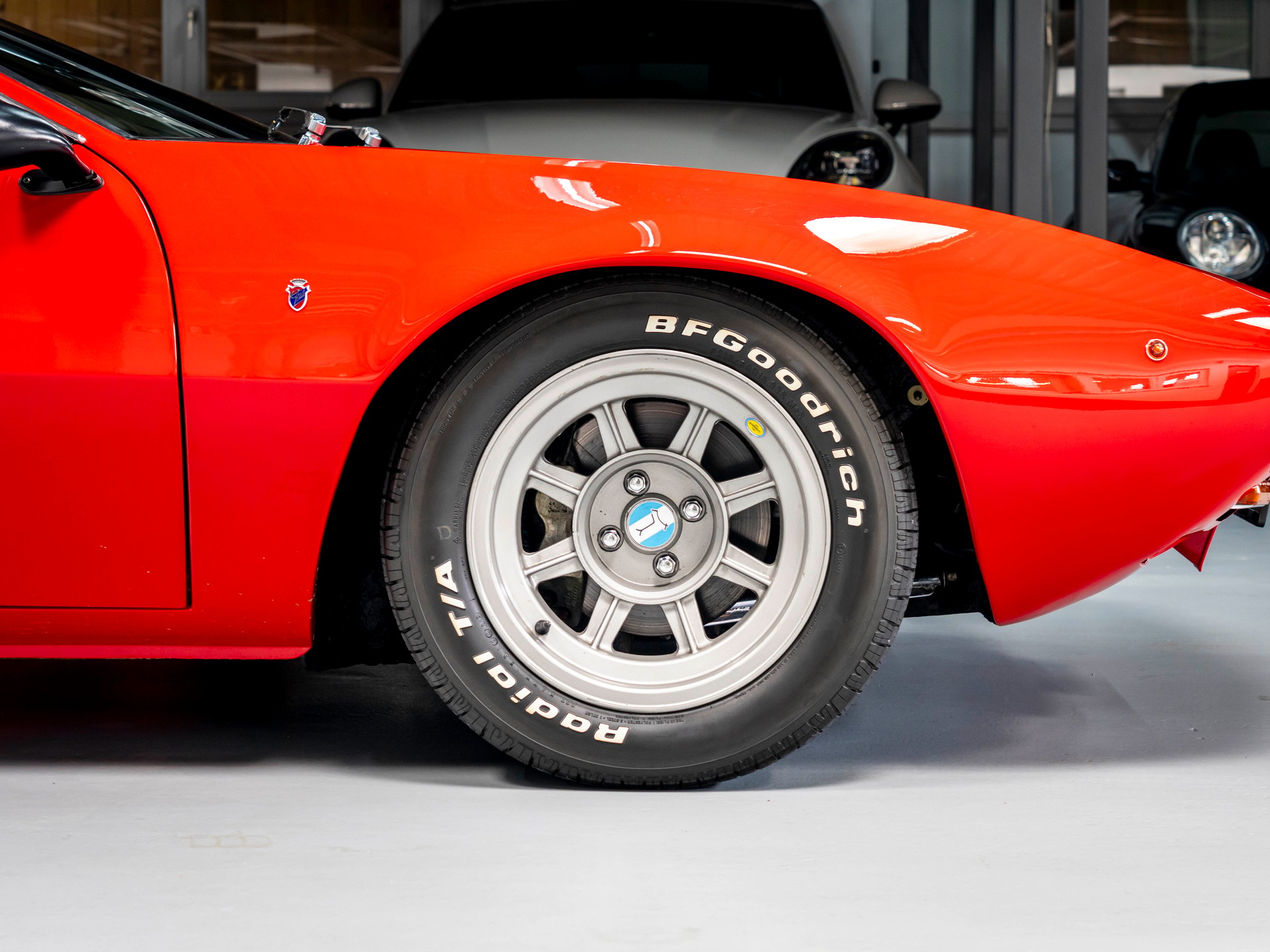 DE TOMASO Mangusta-image-11