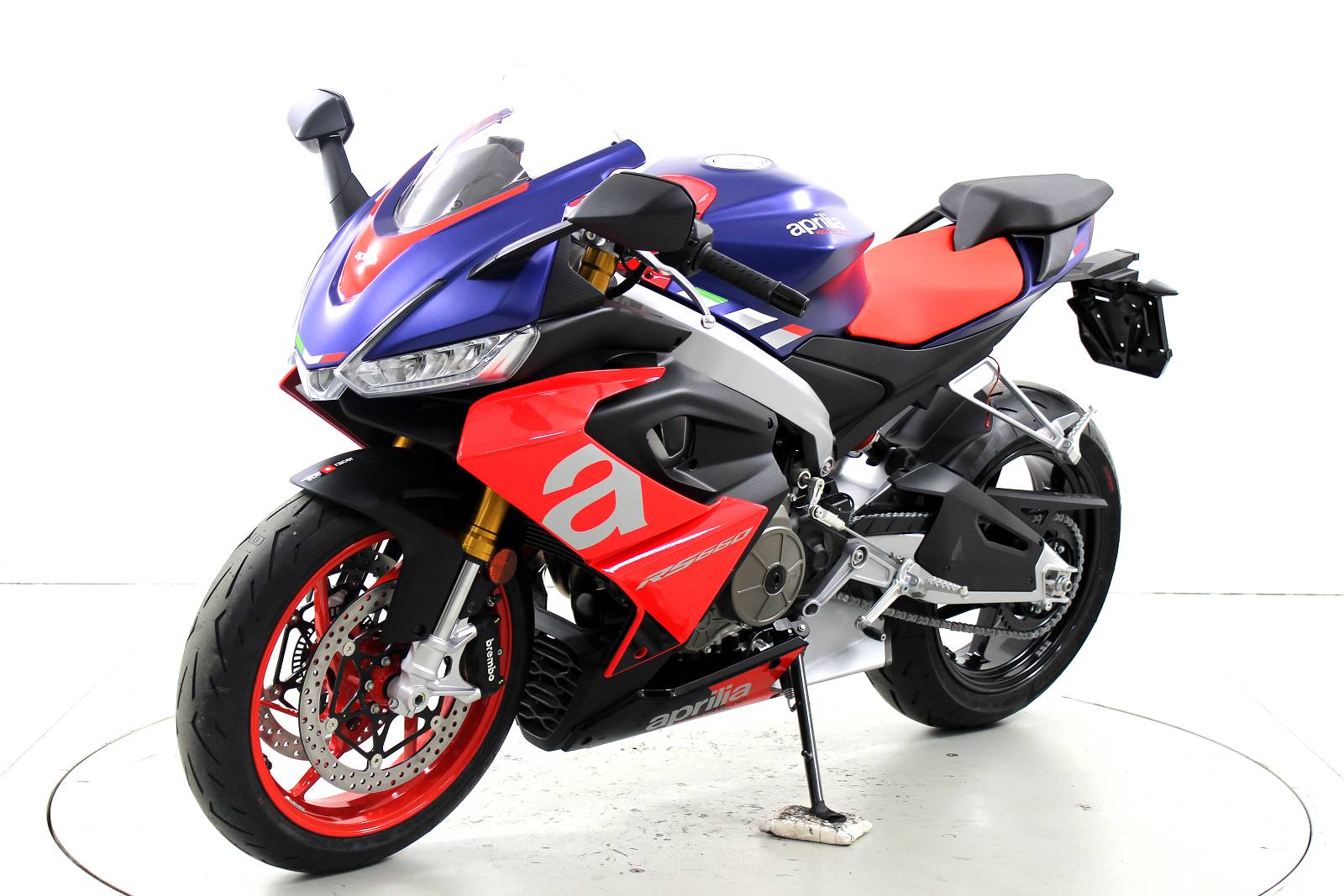 APRILIA RS 660 ABS-showroom-element-2