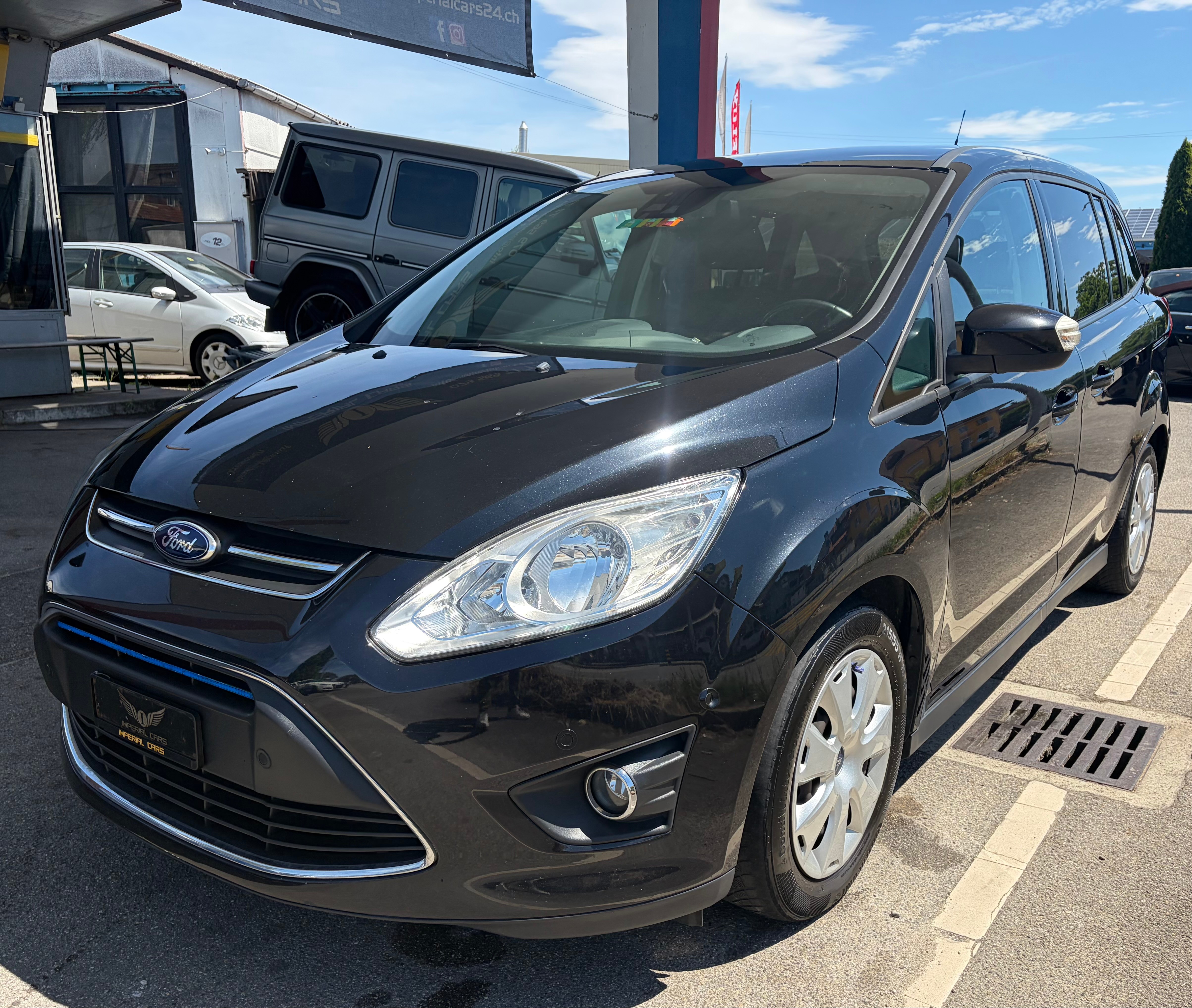 Car photo