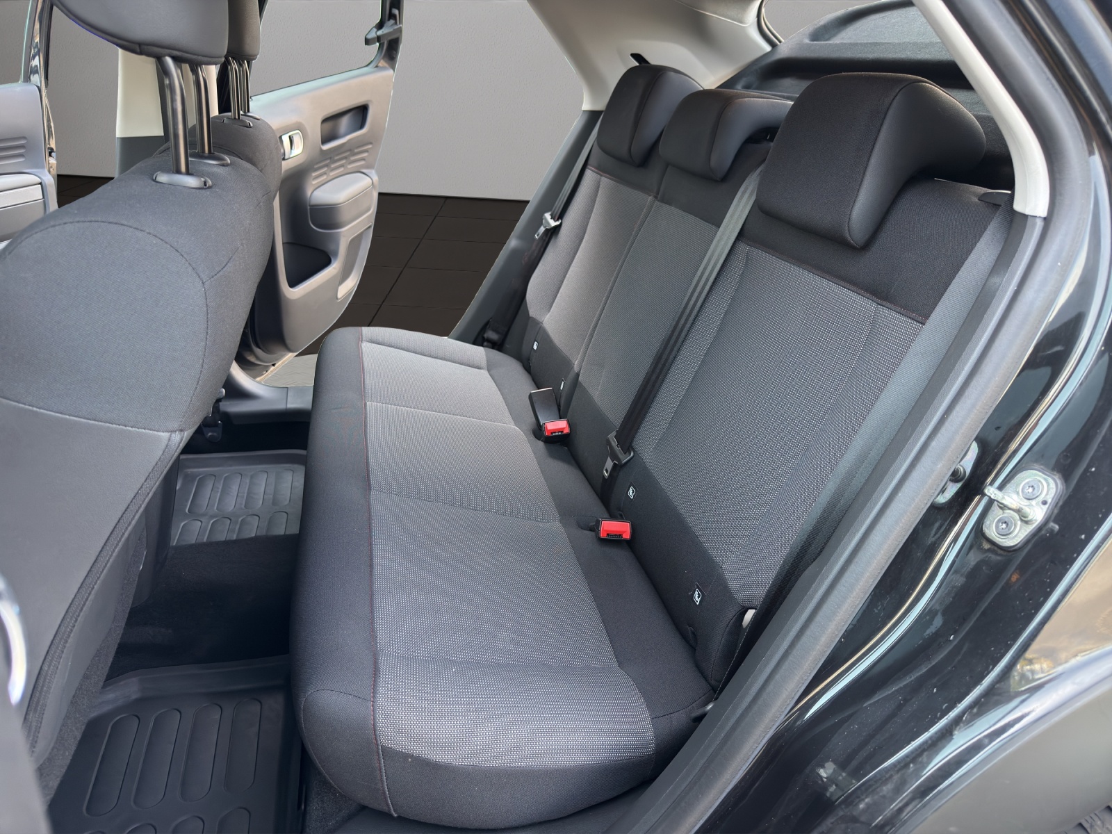 CITROEN C4 Cactus 1.2 PureT Origins EAT6-image-12