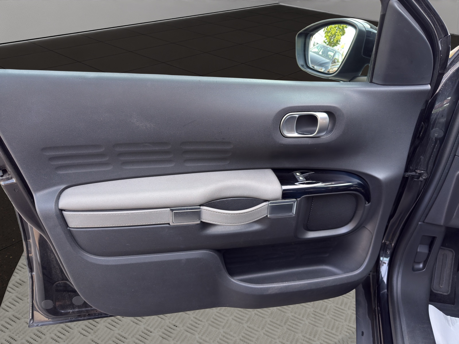CITROEN C4 Cactus 1.2 PureT Origins EAT6-image-11