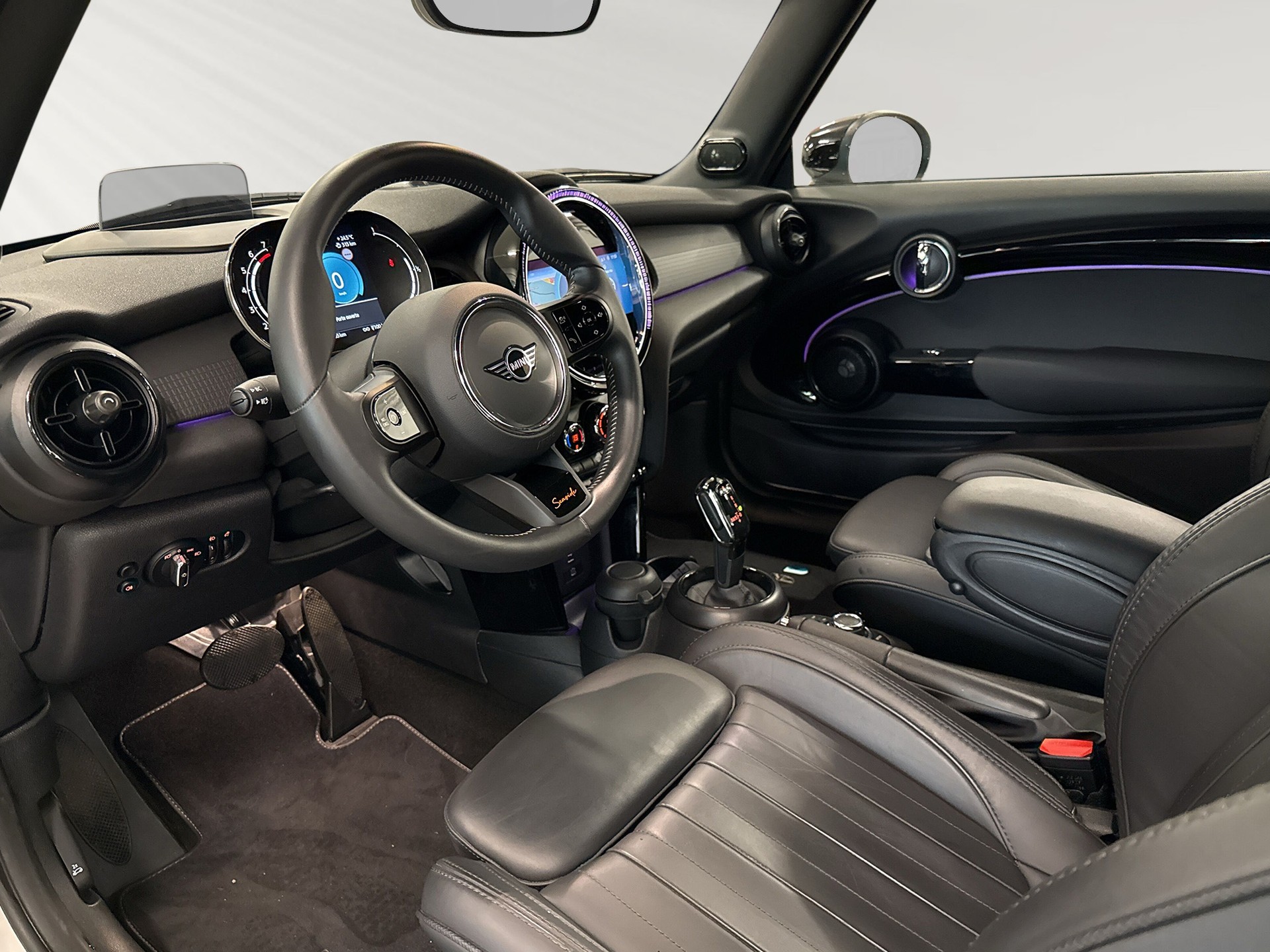 MINI Cooper Cabriolet DKG-showroom-element-3