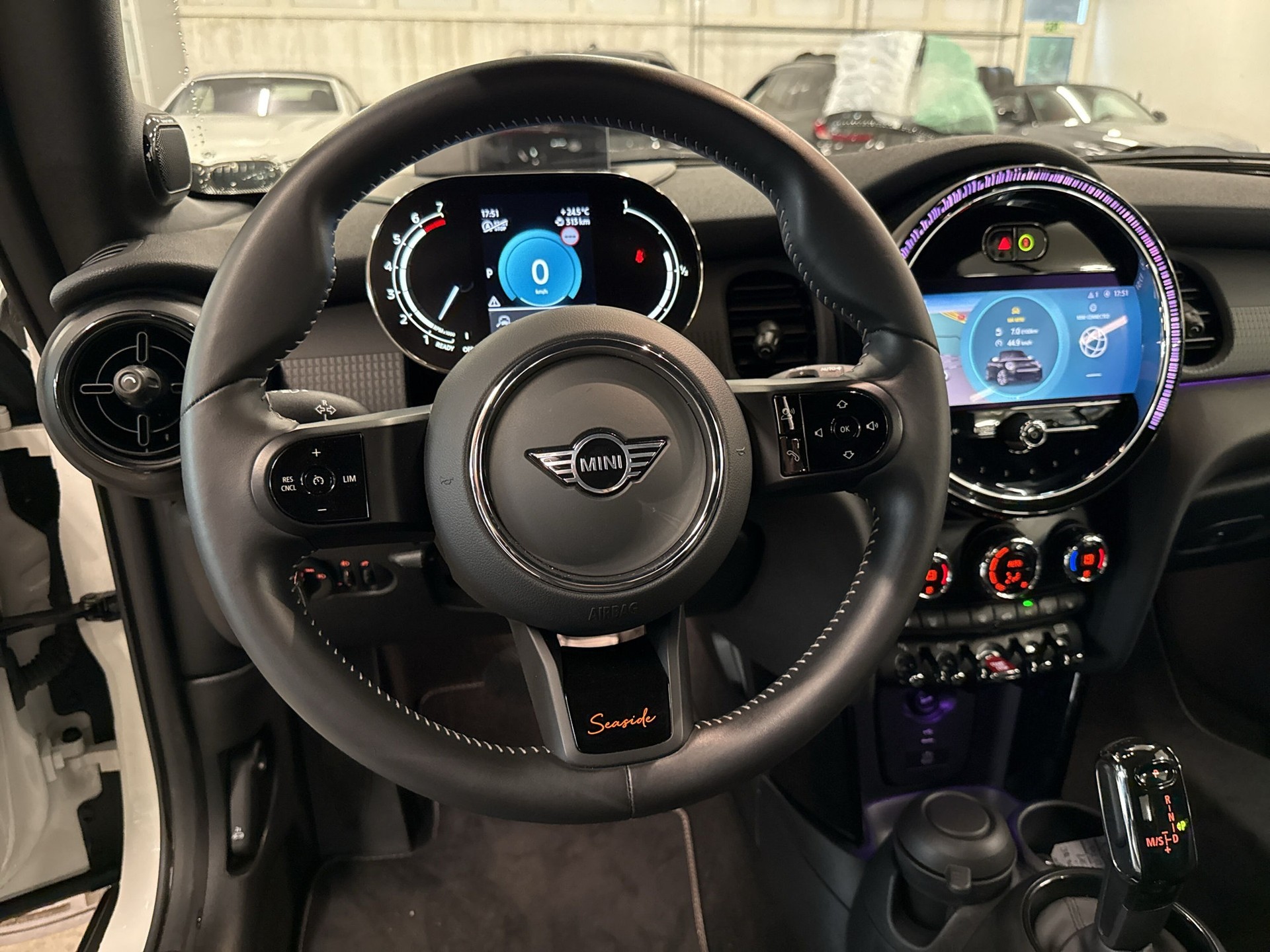 MINI Cooper Cabriolet DKG-image-11