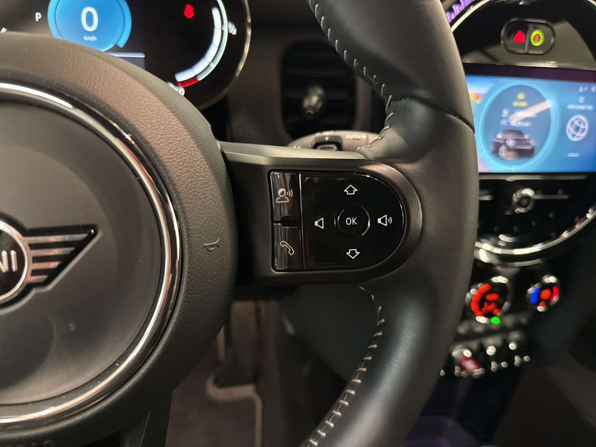 MINI Cooper Cabriolet DKG-image-15