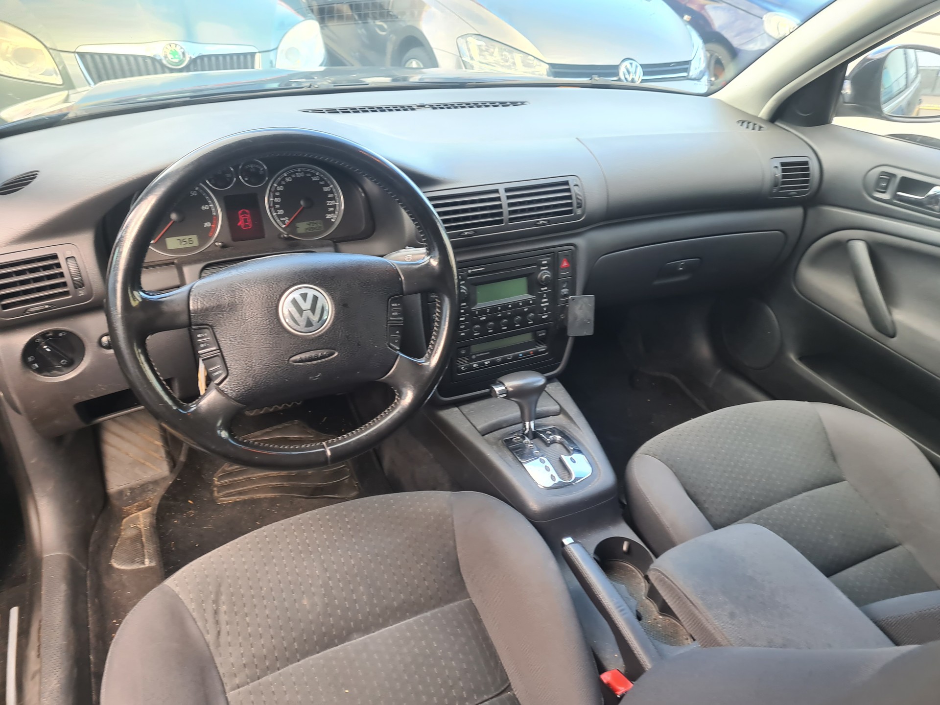 VW Passat Variant 1.8 T Comfortline-image-6