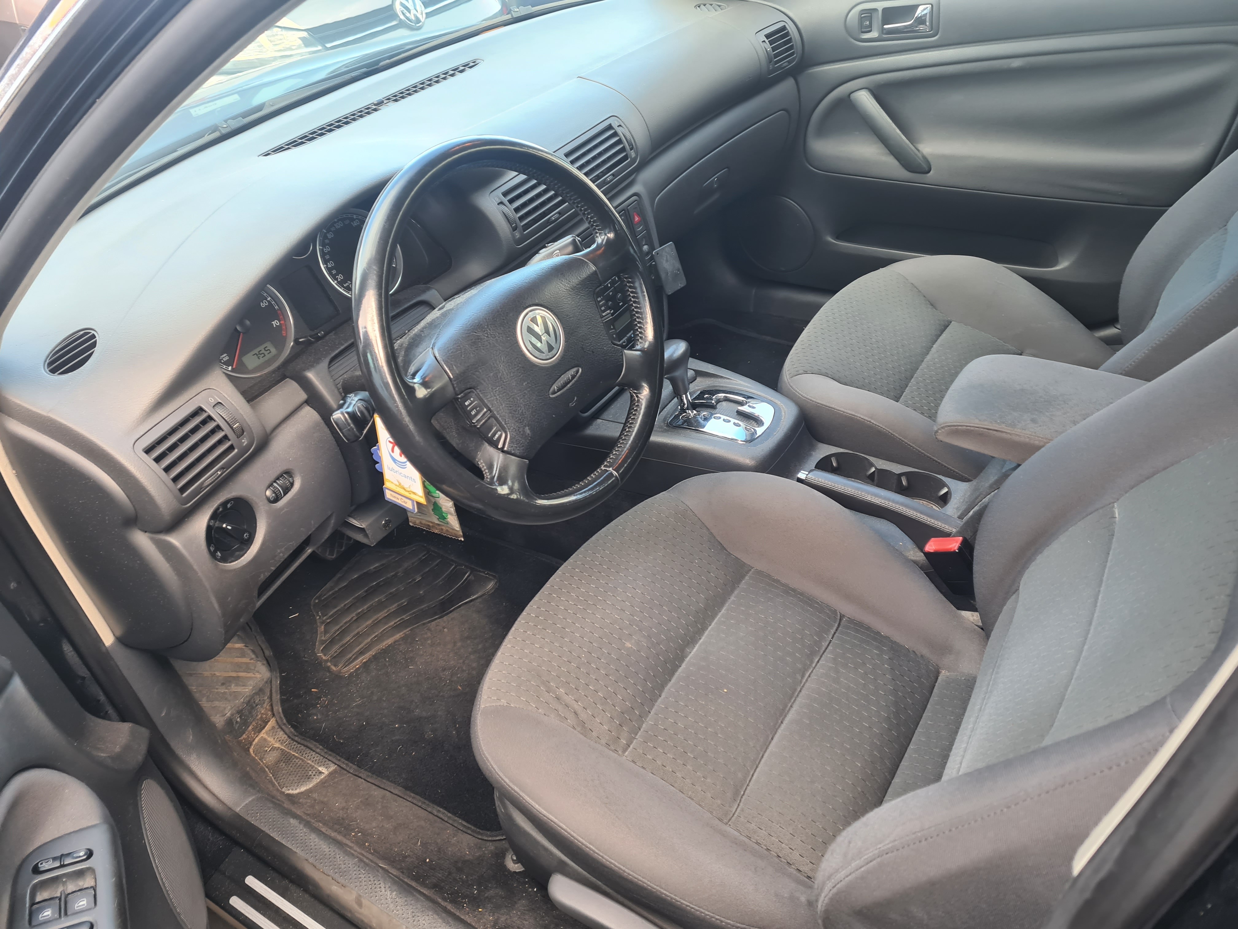 VW Passat Variant 1.8 T Comfortline — slika 7