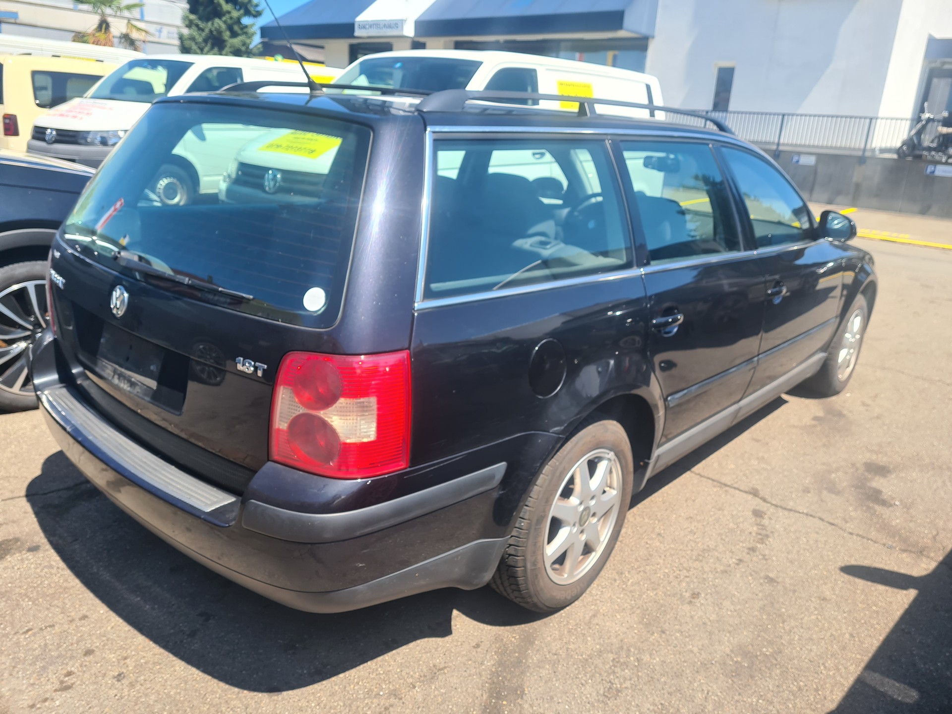 VW Passat Variant 1.8 T Comfortline-image-5