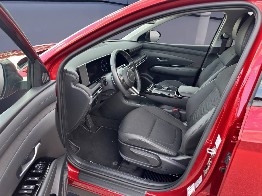HYUNDAI TUCSON 1.6 T-GDi Hybrid Amplia 4WD-image-9