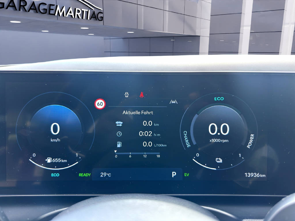 HYUNDAI TUCSON 1.6 T-GDi Hybrid Amplia 4WD-image-13