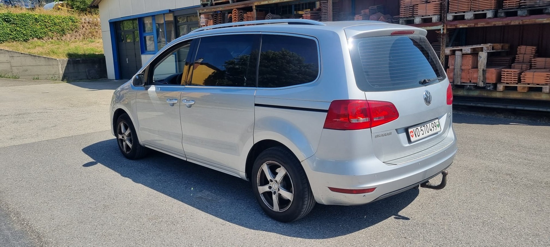 VW Sharan 2.0 TDI BlueMotion Technology Trendline DSG-image-5