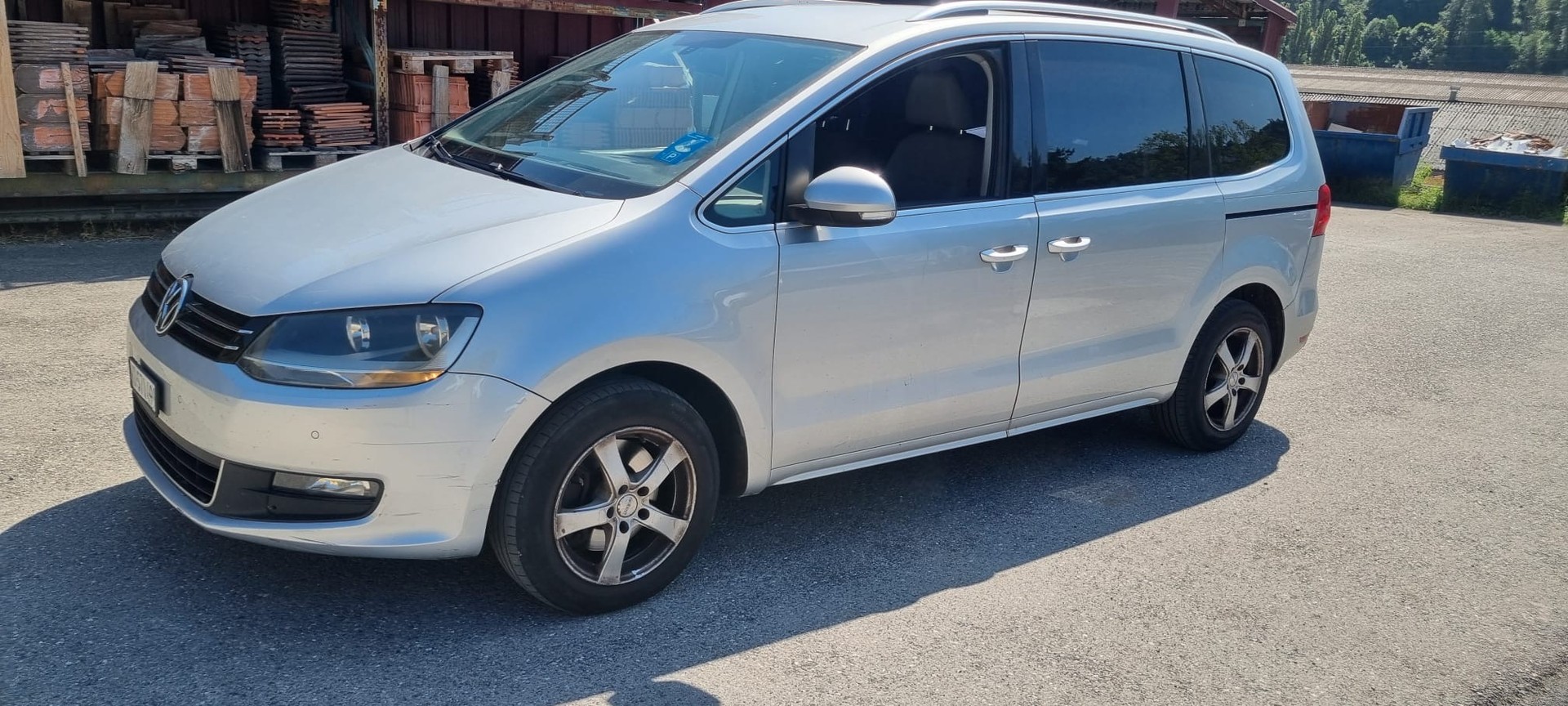 VW Sharan 2.0 TDI BlueMotion Technology Trendline DSG-image-0