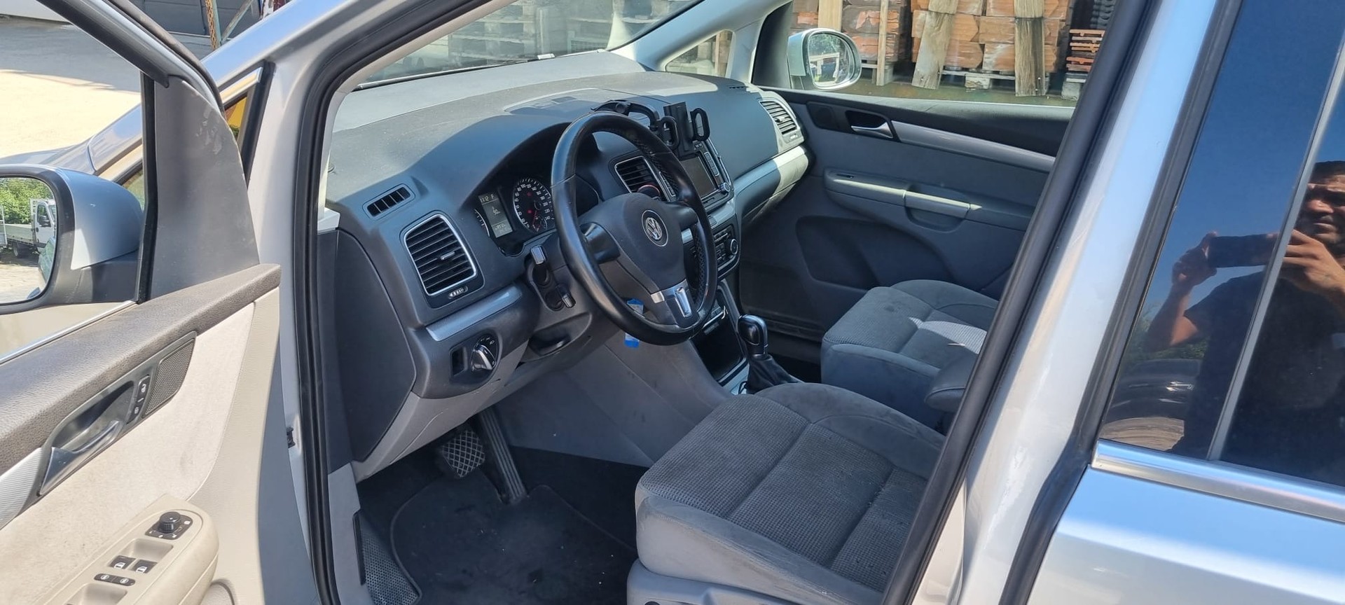 VW Sharan 2.0 TDI BlueMotion Technology Trendline DSG-image-6
