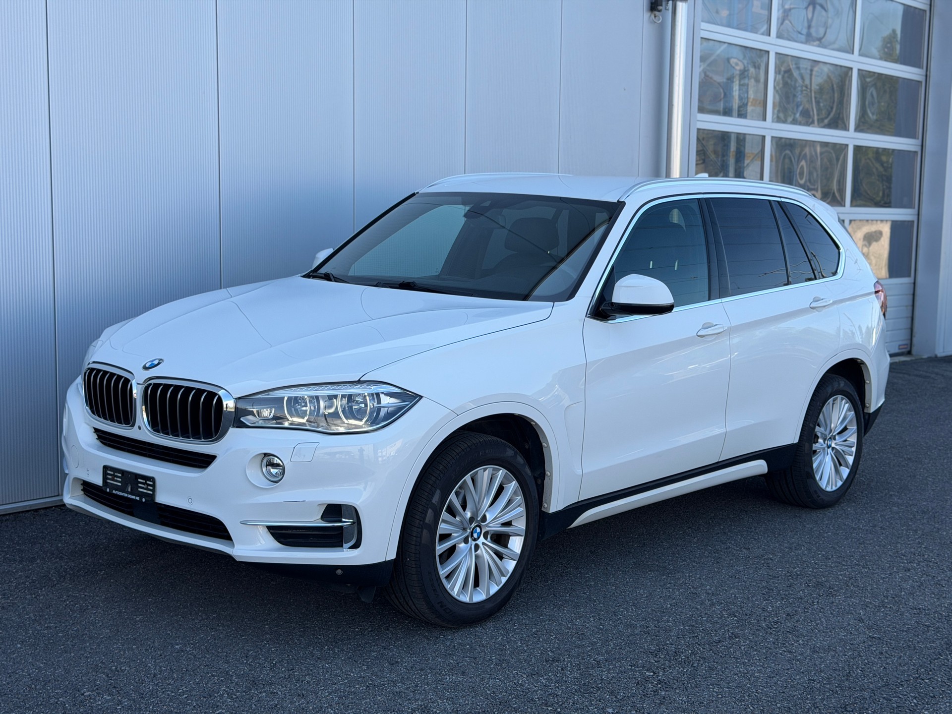 BMW X5 xDrive 30d Steptronic / 7 PLÄTZER-image-5
