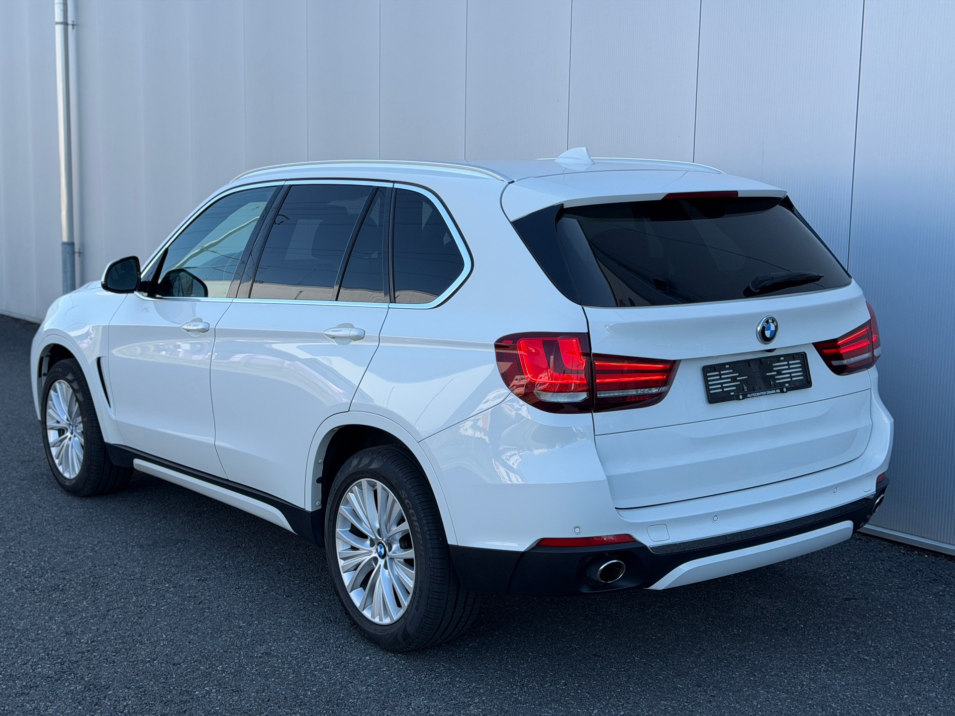 BMW X5 xDrive 30d Steptronic / 7 PLÄTZER-image-7