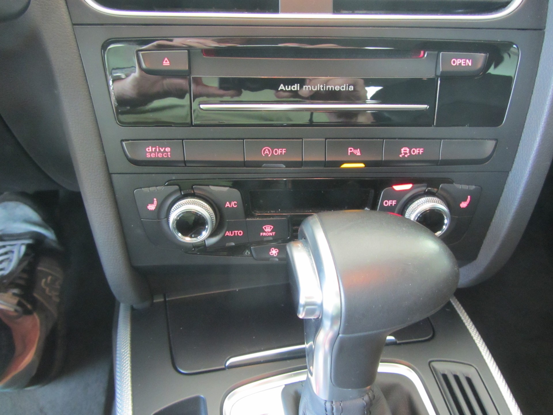 AUDI A5 Sportback 2.0 TFSI quattro S-tronic-image-10