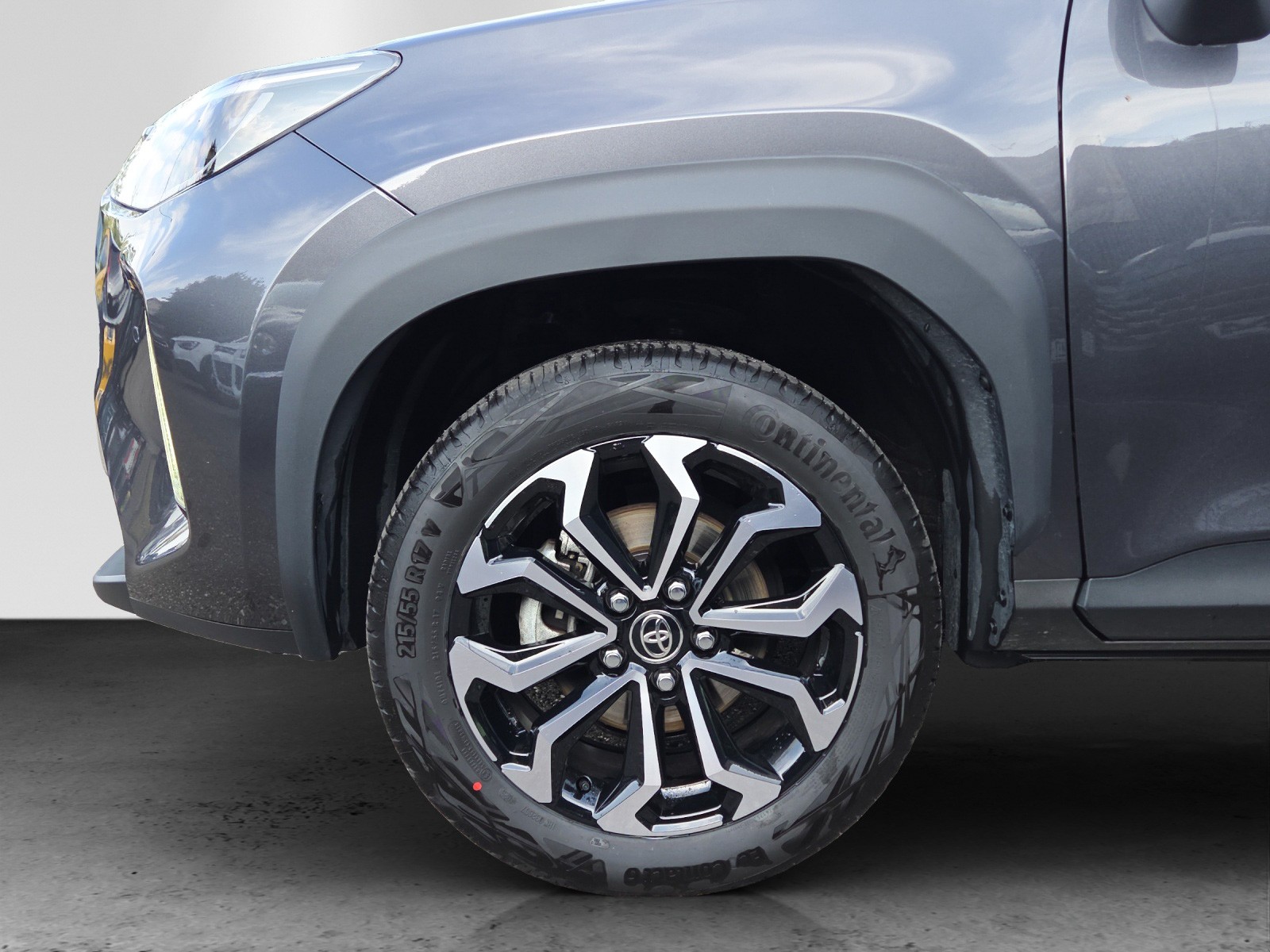 TOYOTA Yaris Cross 1.5 Trend AWDi e-CVT-image-9