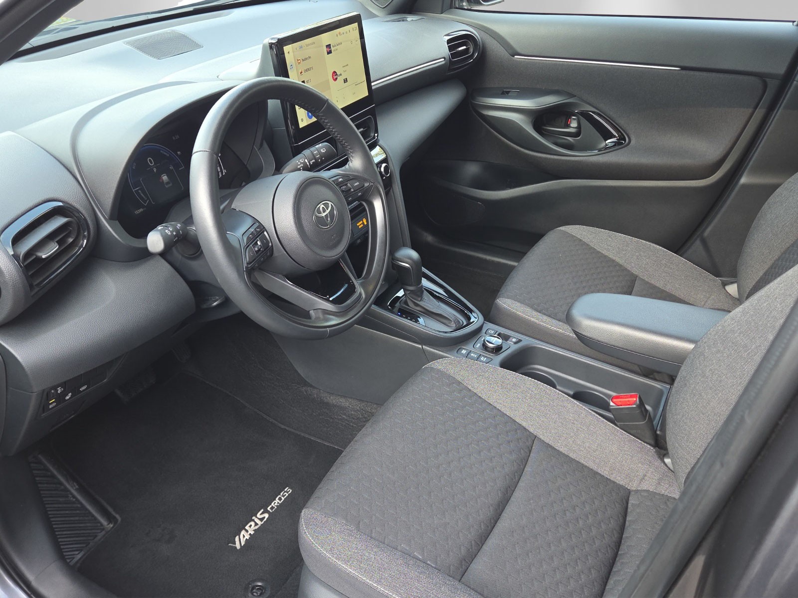 TOYOTA Yaris Cross 1.5 Trend AWDi e-CVT-image-11
