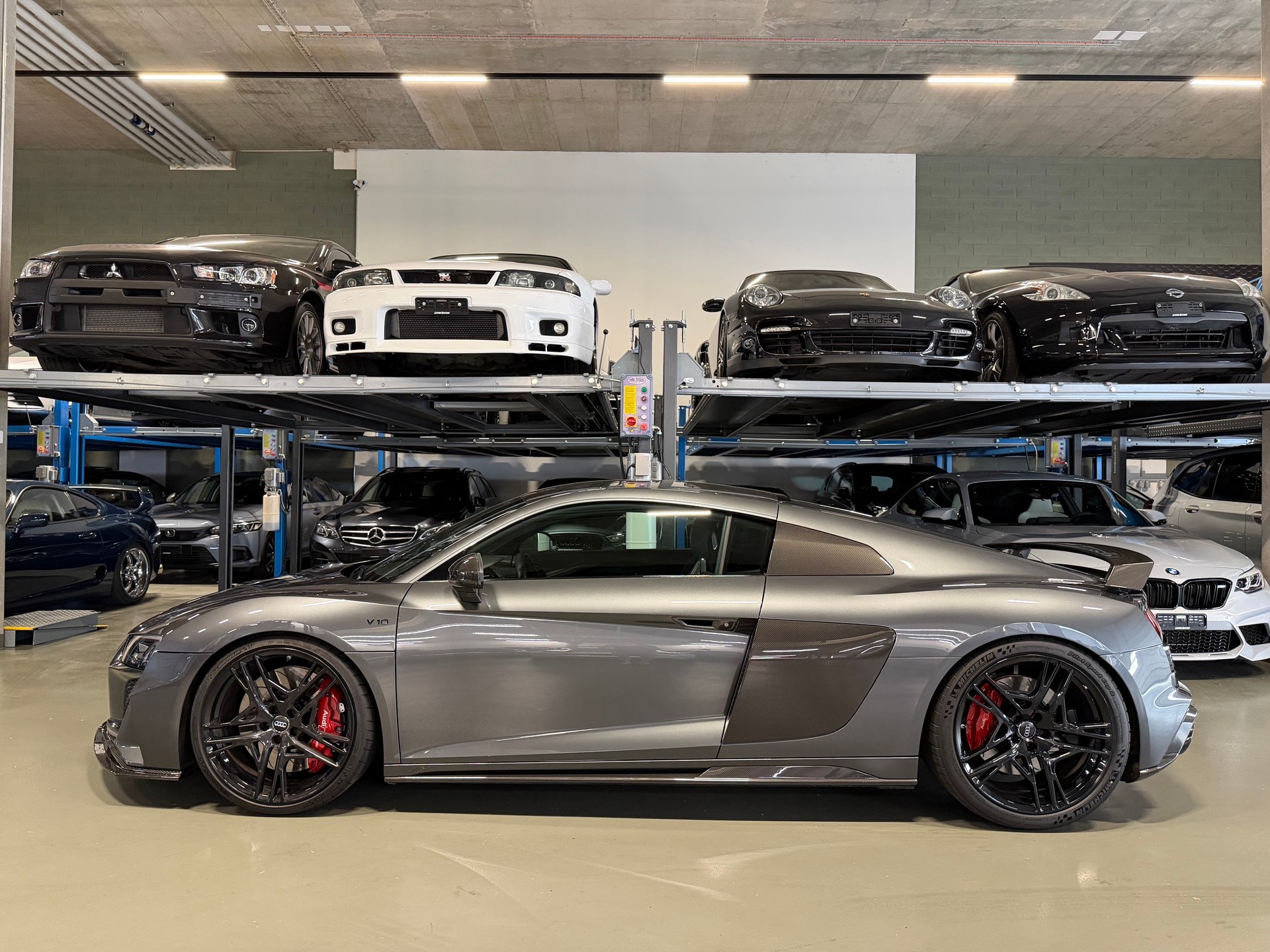 AUDI R8 Coupé performance S-Tronic *track upgrade*-image-0