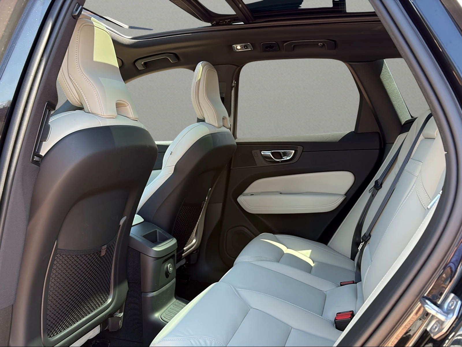 VOLVO XC60 T8 eAWD Inscription Geartronic-image-7