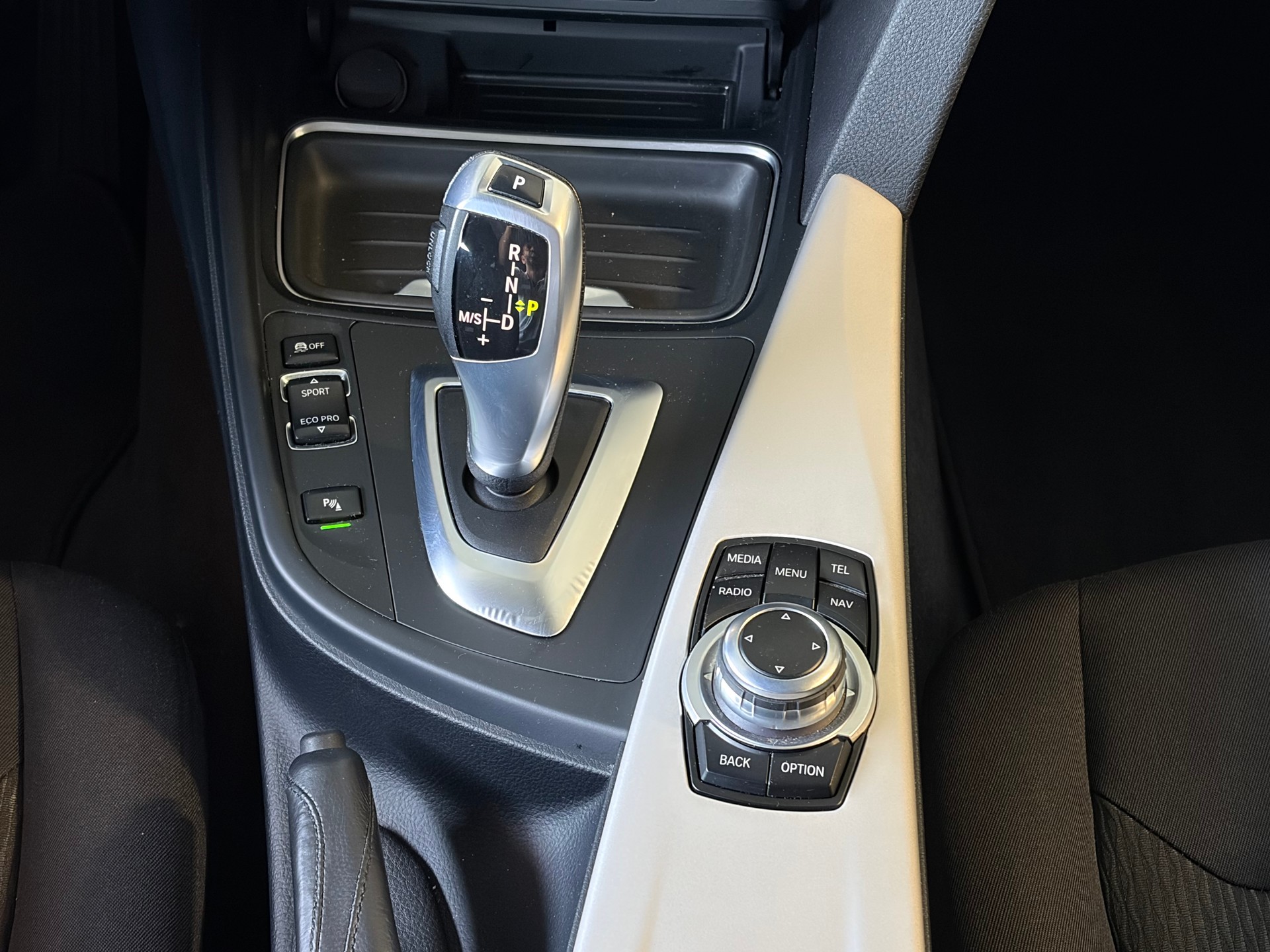 BMW 330d xDrive Touring Steptronic *CH-Fahrzeug*Ab MFK*-image-7