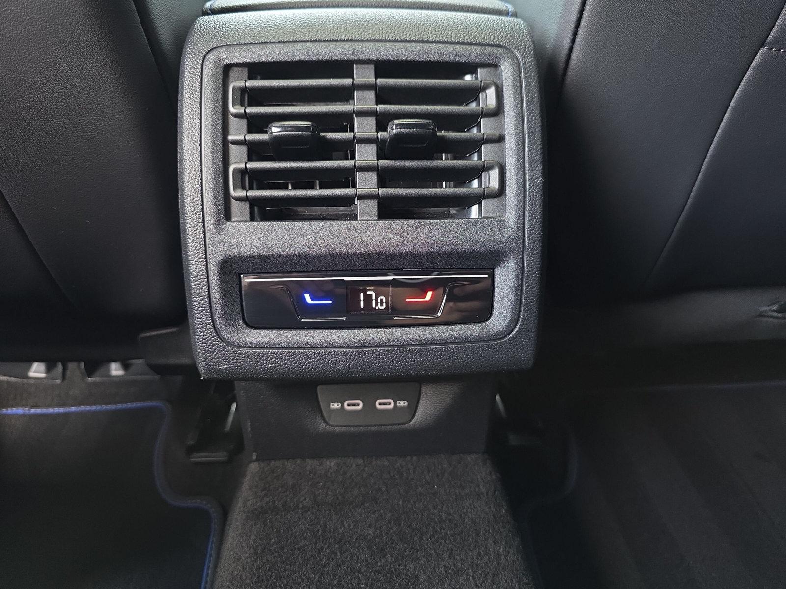 VW Golf R VIII 2.0 TSI Black Edition DSG 4motion (CH)-image-26