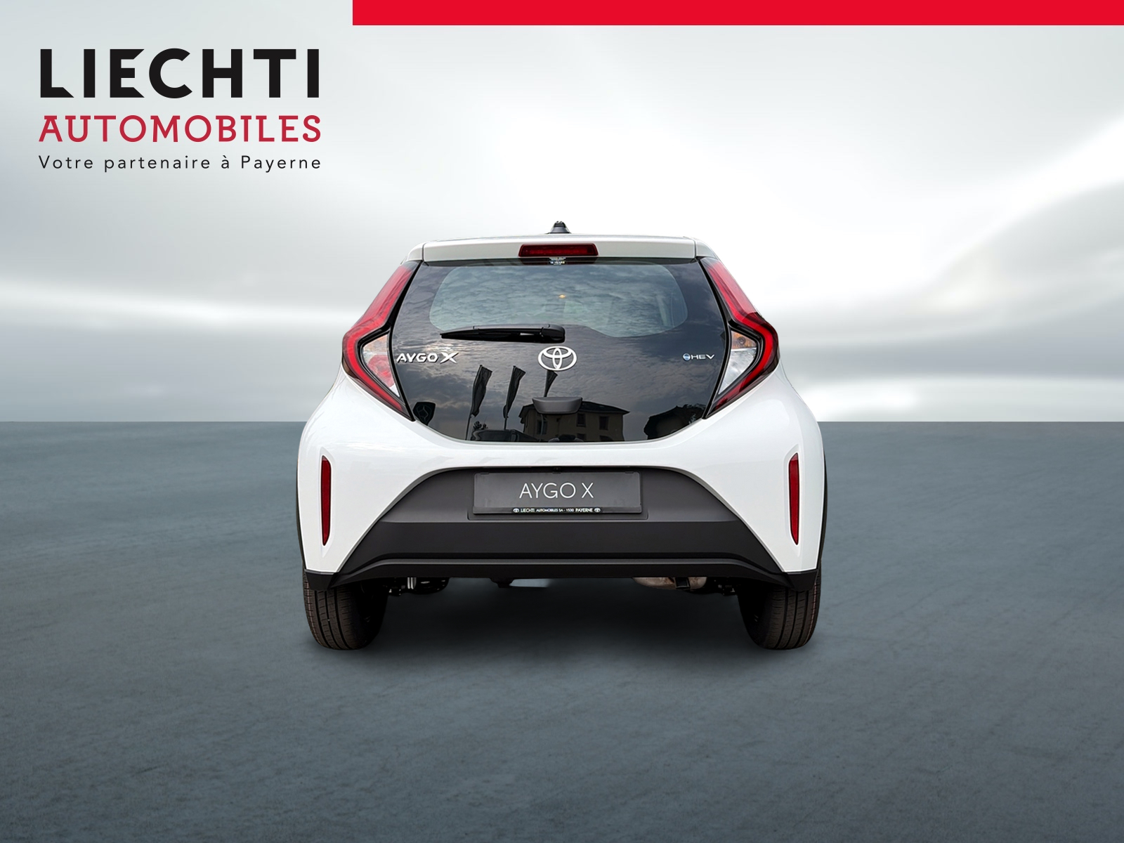 TOYOTA Aygo X 1.5 Comfort e-CVT-image-3