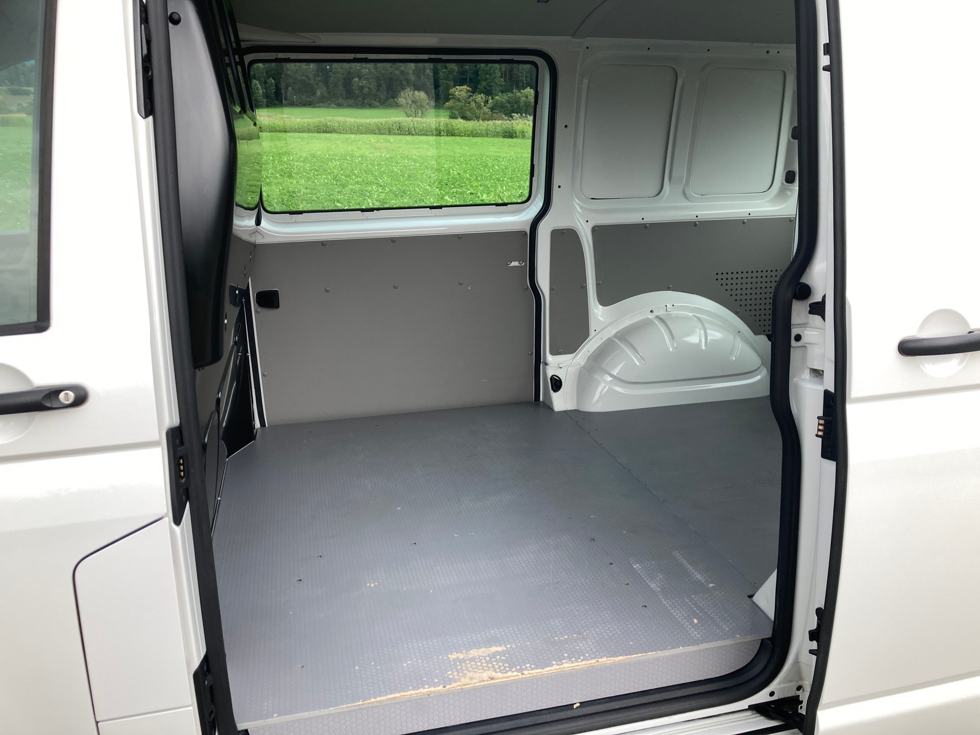 VW T6 2.0 TDI 4Motion DSG-image-7