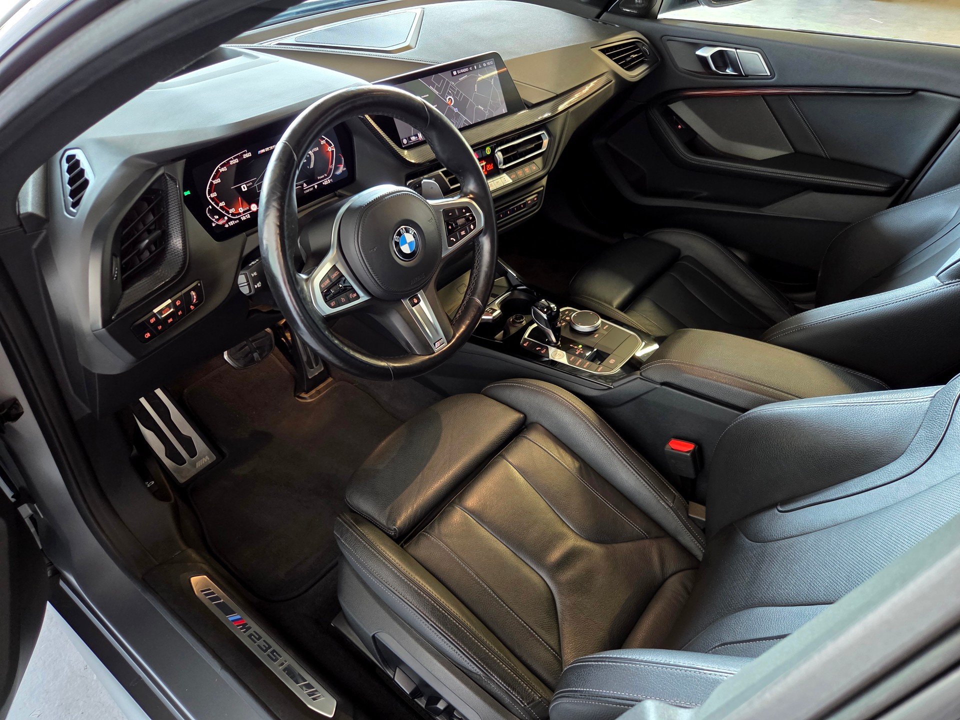 BMW M235i xDrive Gran Coupé-image-3
