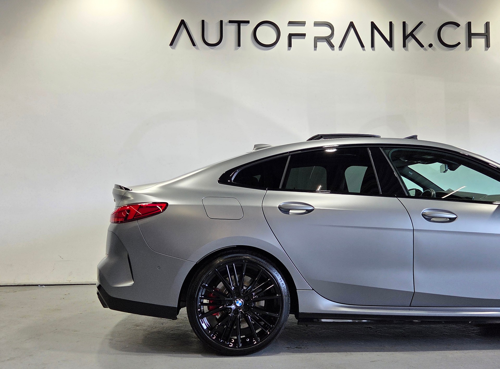 BMW M235i xDrive Gran Coupé-image-16