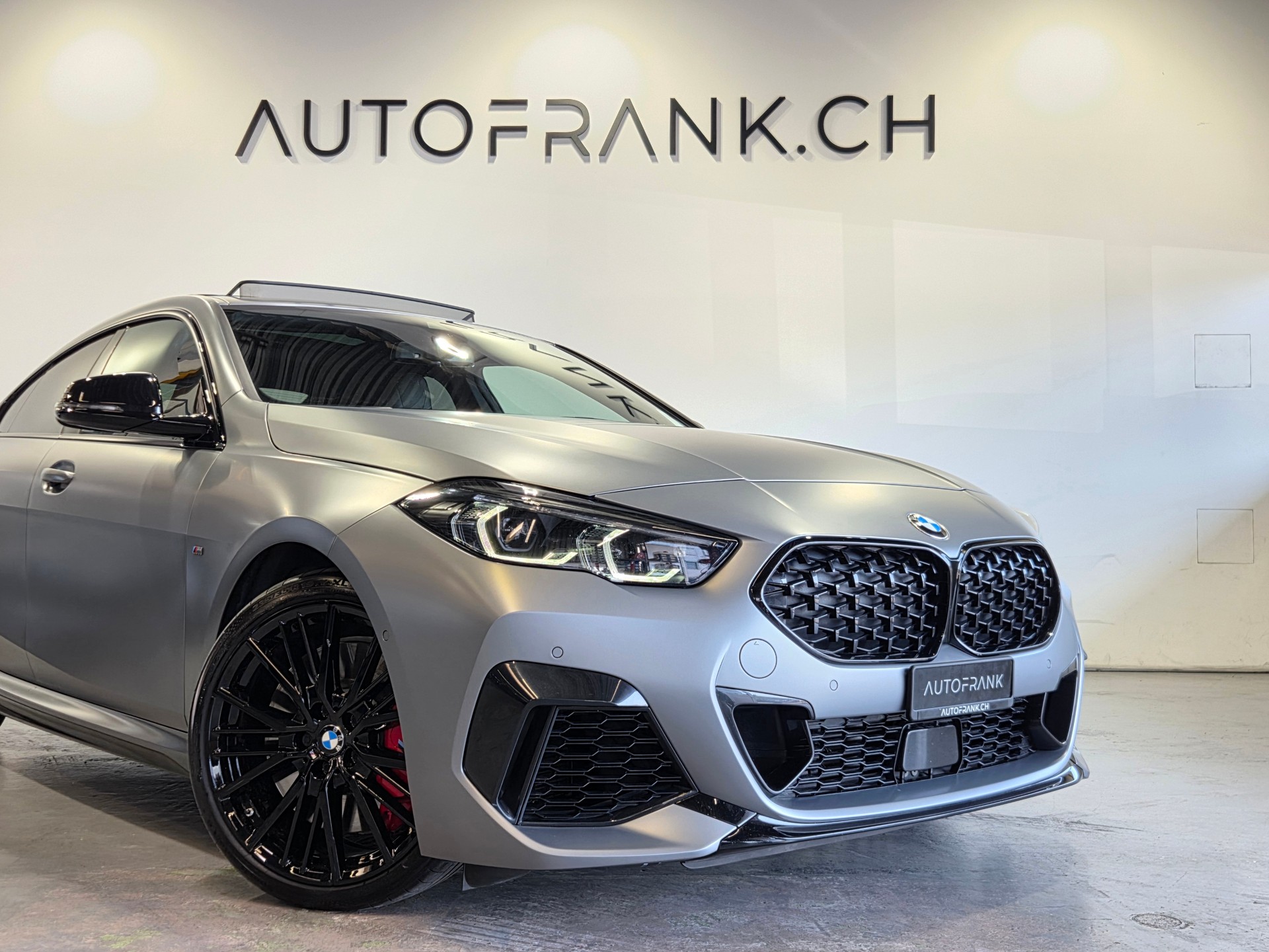BMW M235i xDrive Gran Coupé-image-8