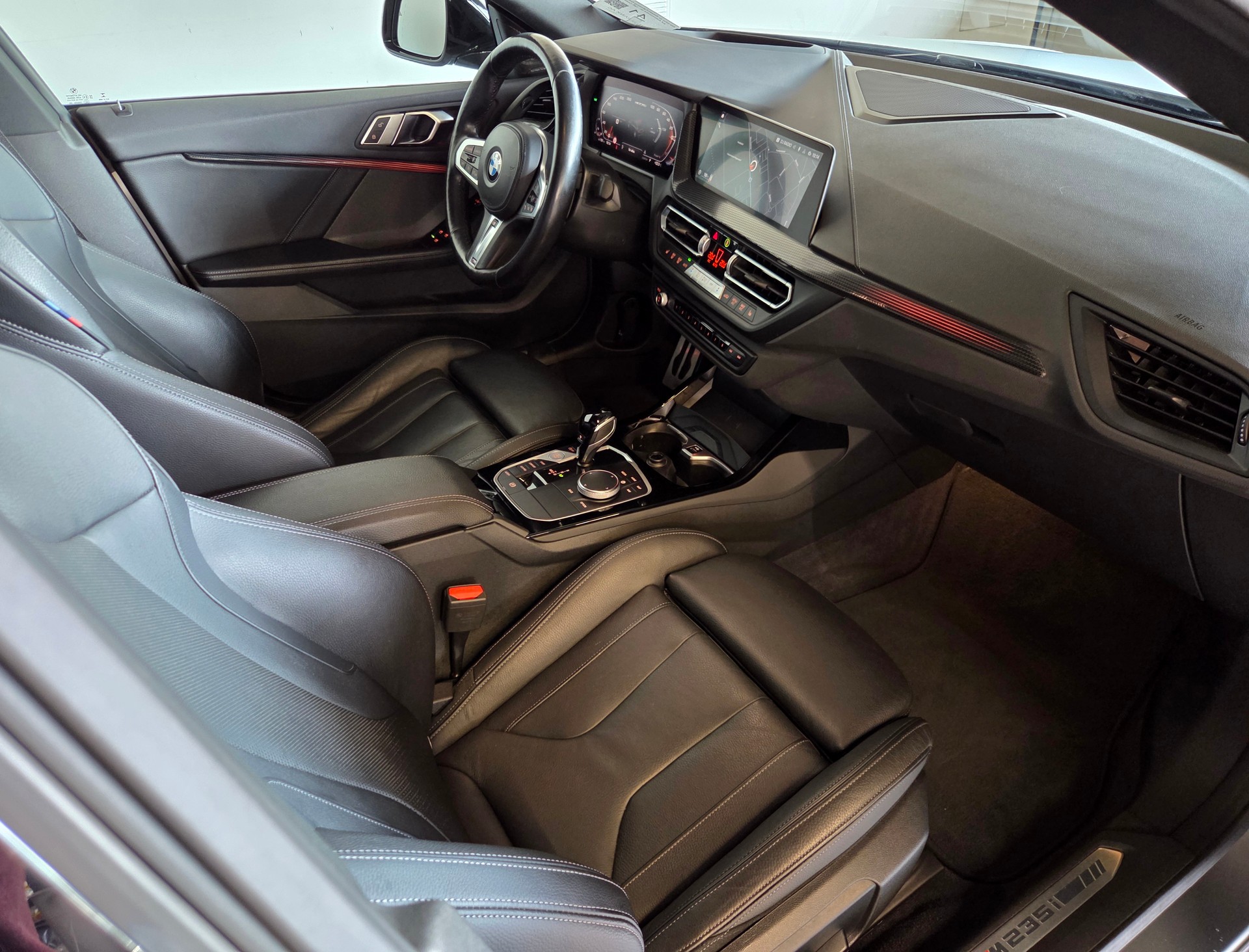 BMW M235i xDrive Gran Coupé-image-13