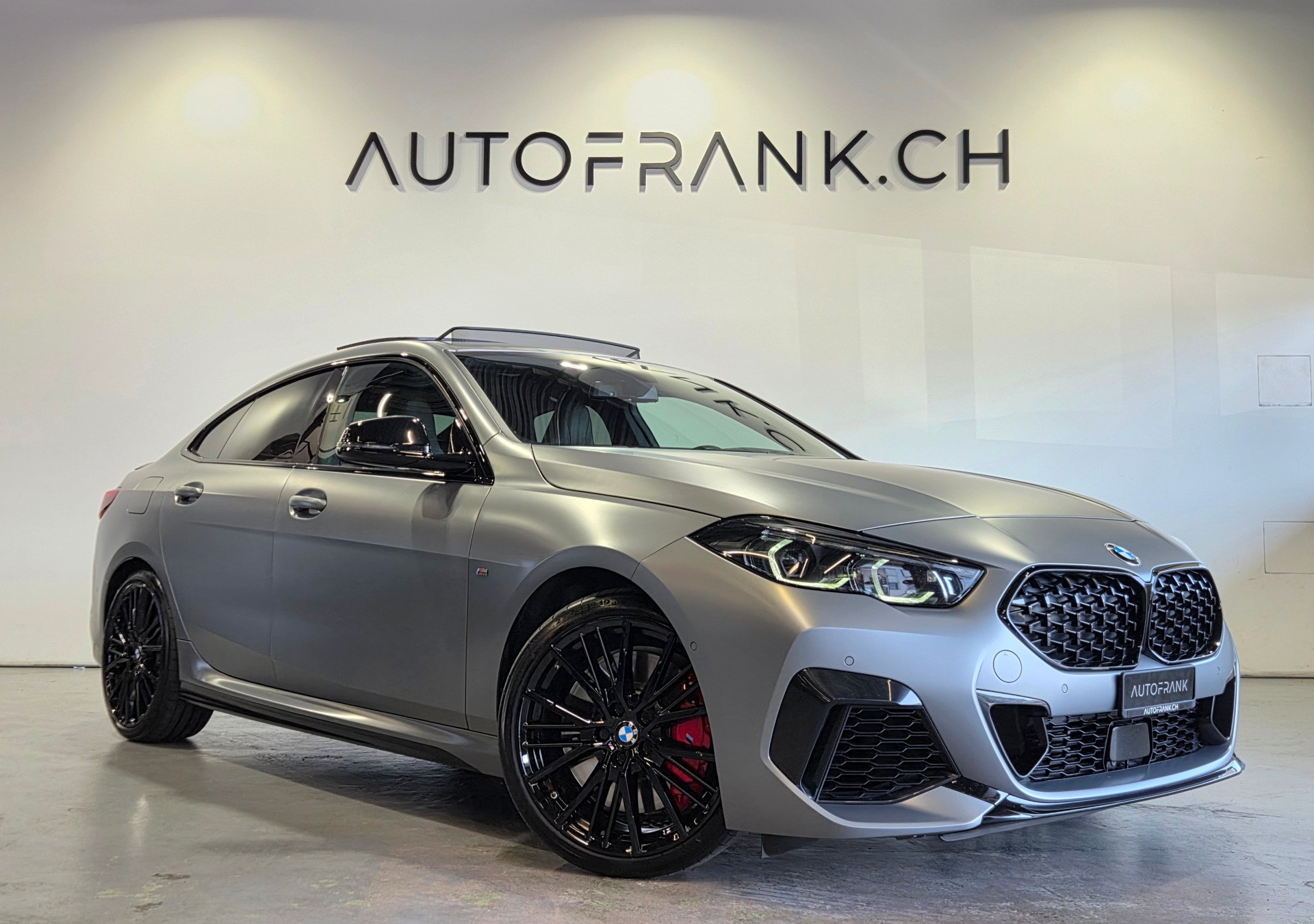 BMW M235i xDrive Gran Coupé-image-0