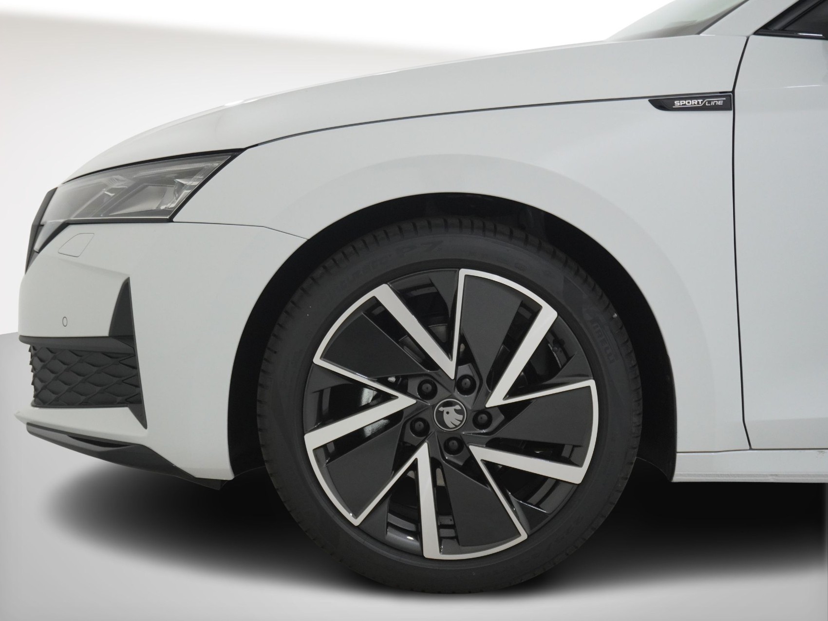 SKODA Octavia 2.0 TSI SportLine 4x4 DSG-image-9